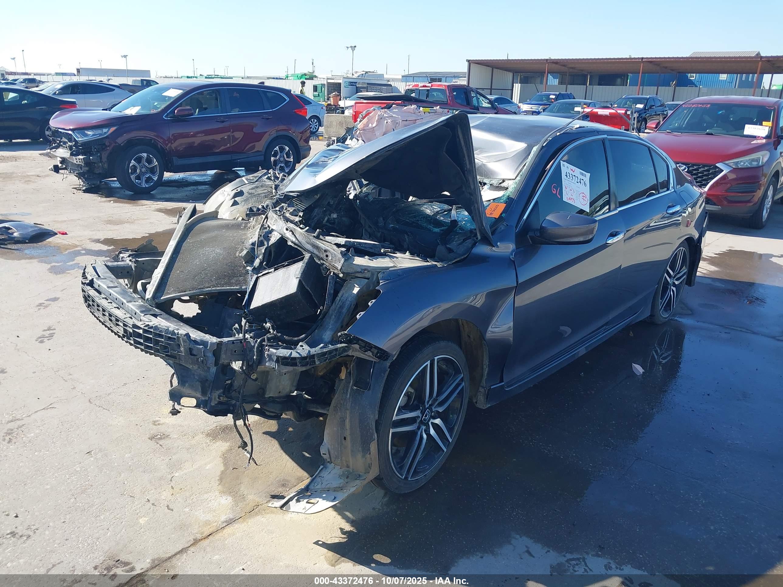 HONDA ACCORD image 2
