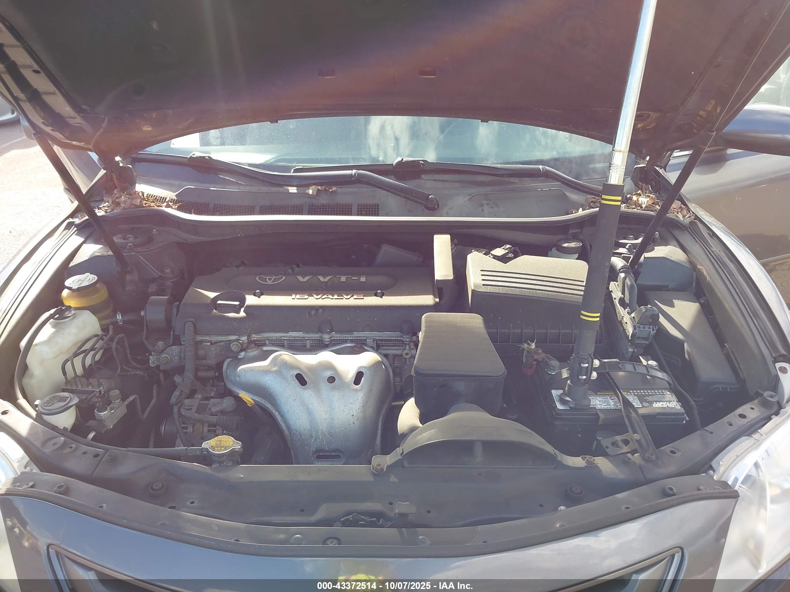 TOYOTA CAMRY image 10