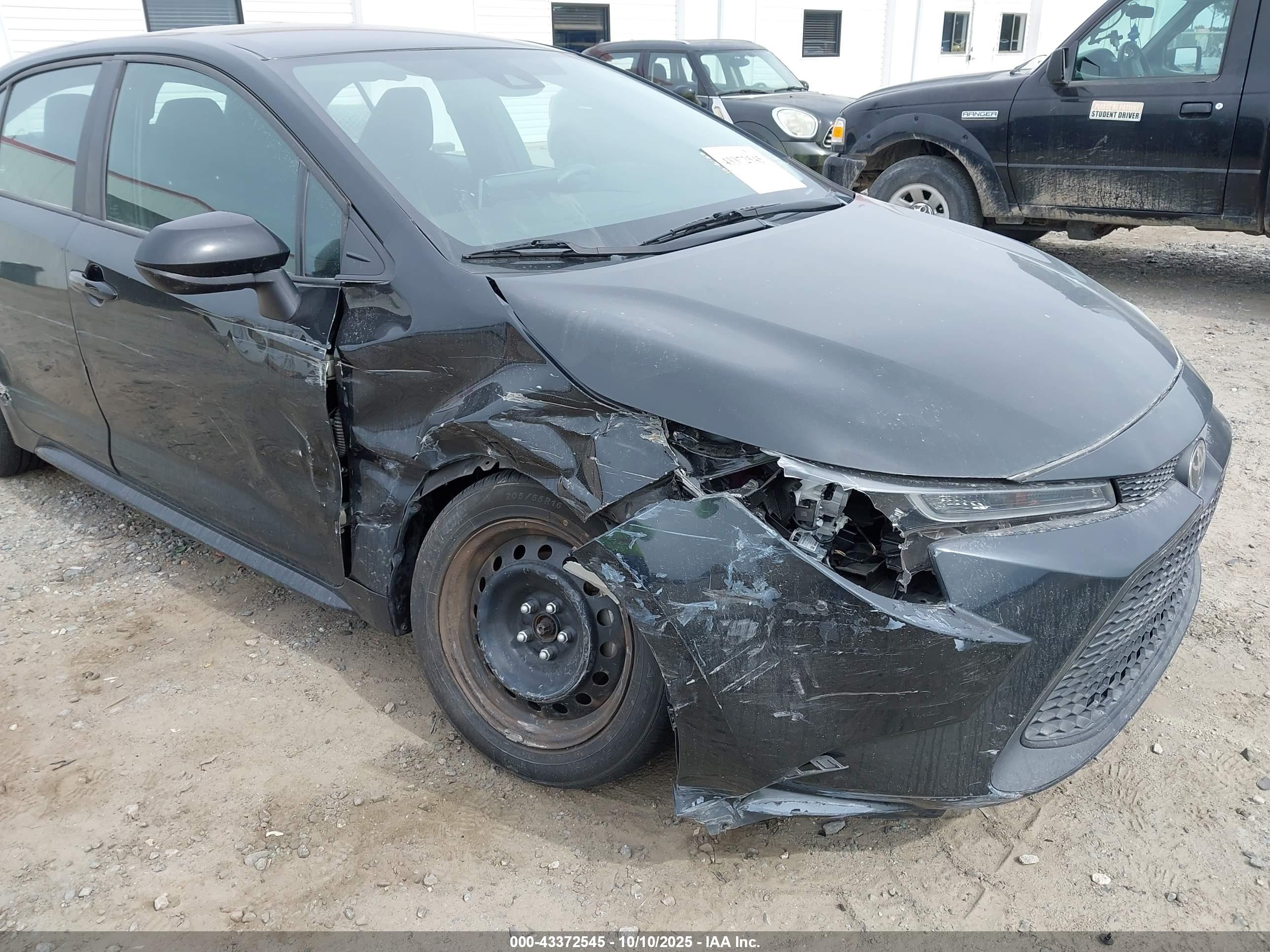 TOYOTA COROLLA image 6