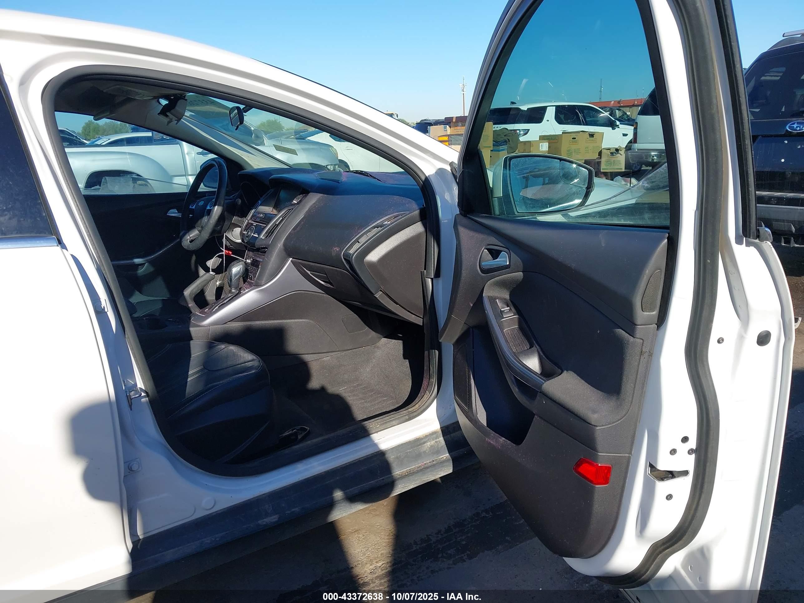 FORD FOCUS image 5
