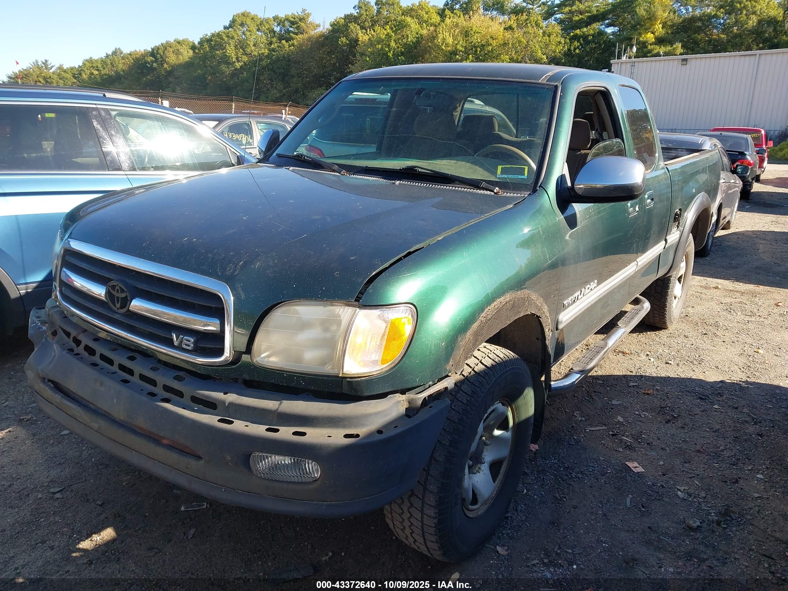 TOYOTA TUNDRA image 2