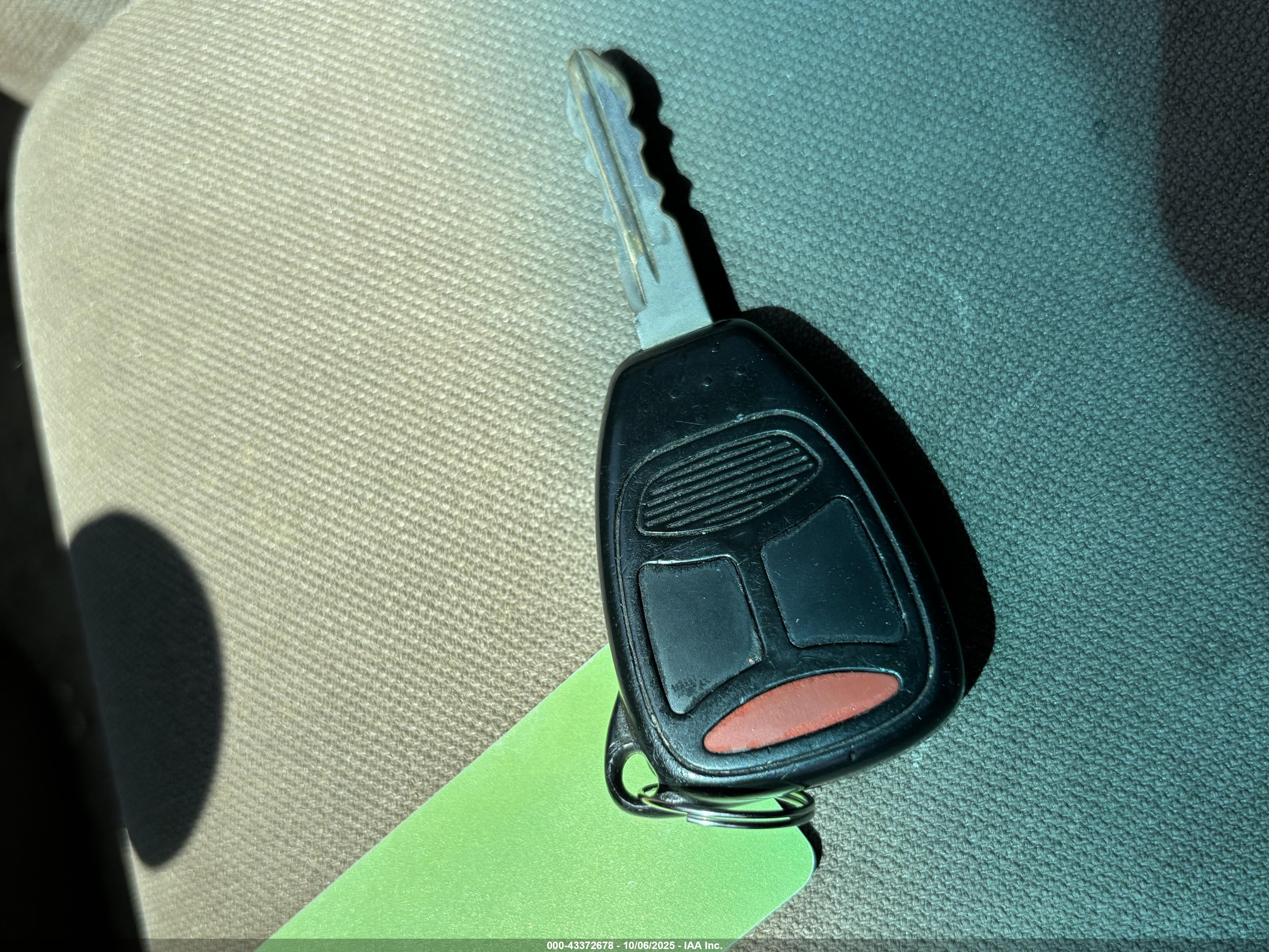 DODGE DAKOTA image 11