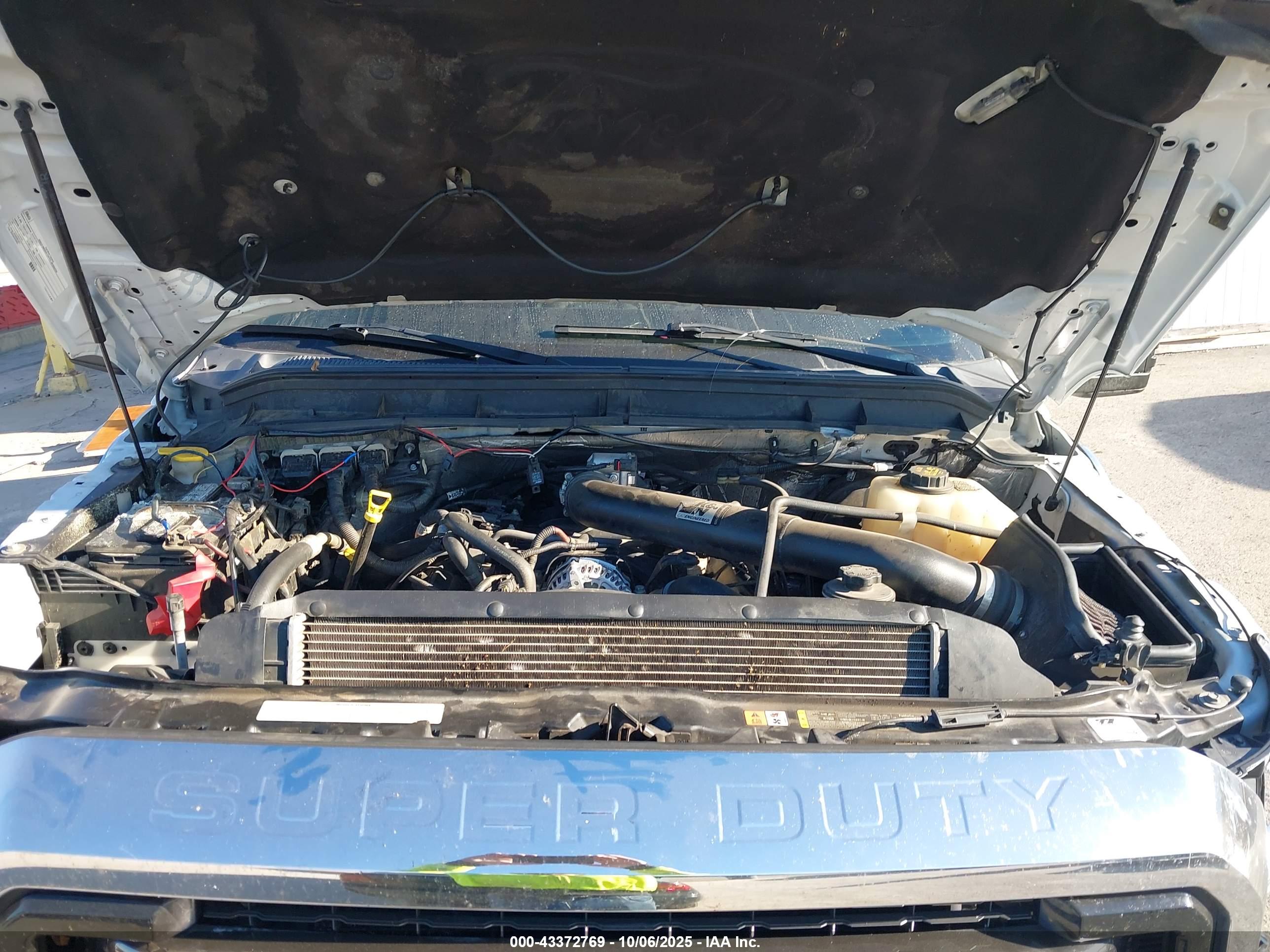 FORD F-250 image 10