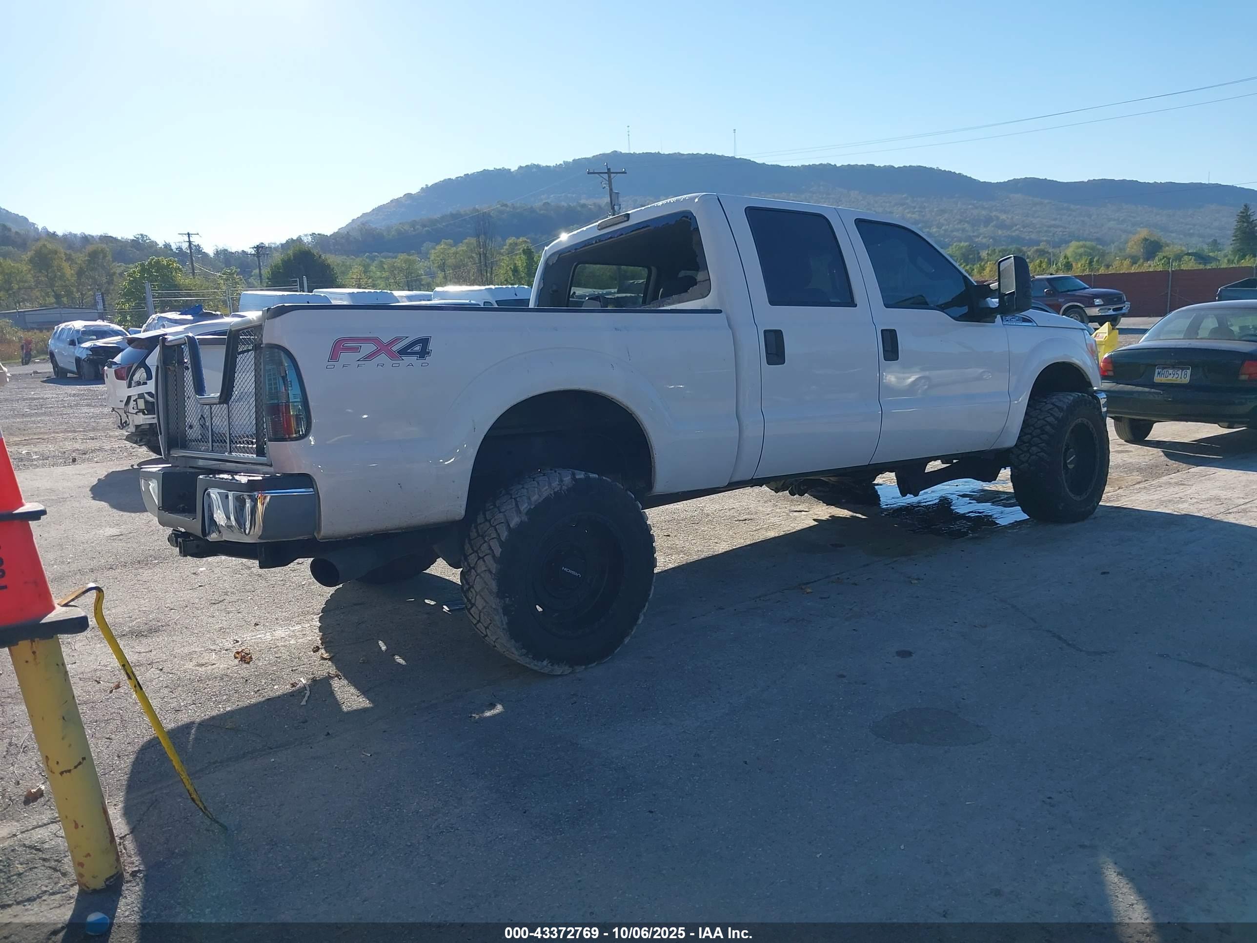 FORD F-250 image 4
