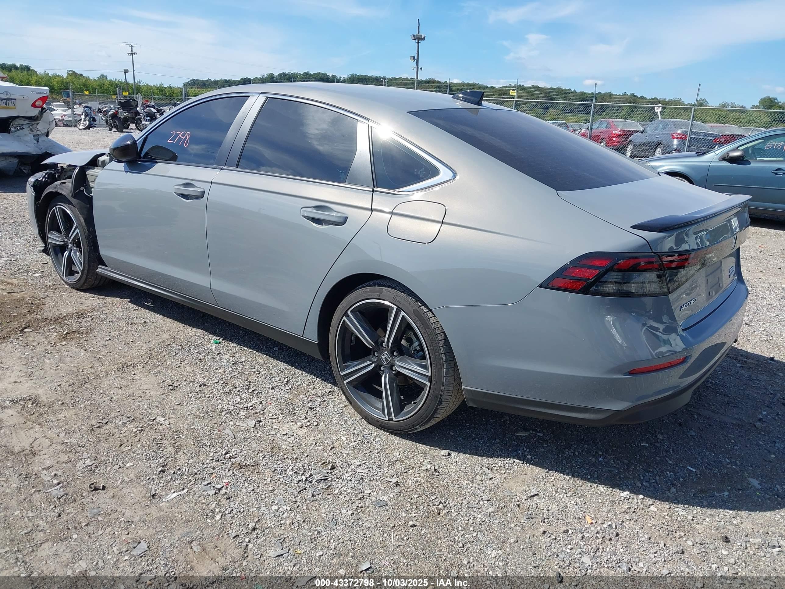 HONDA ACCORD image 3
