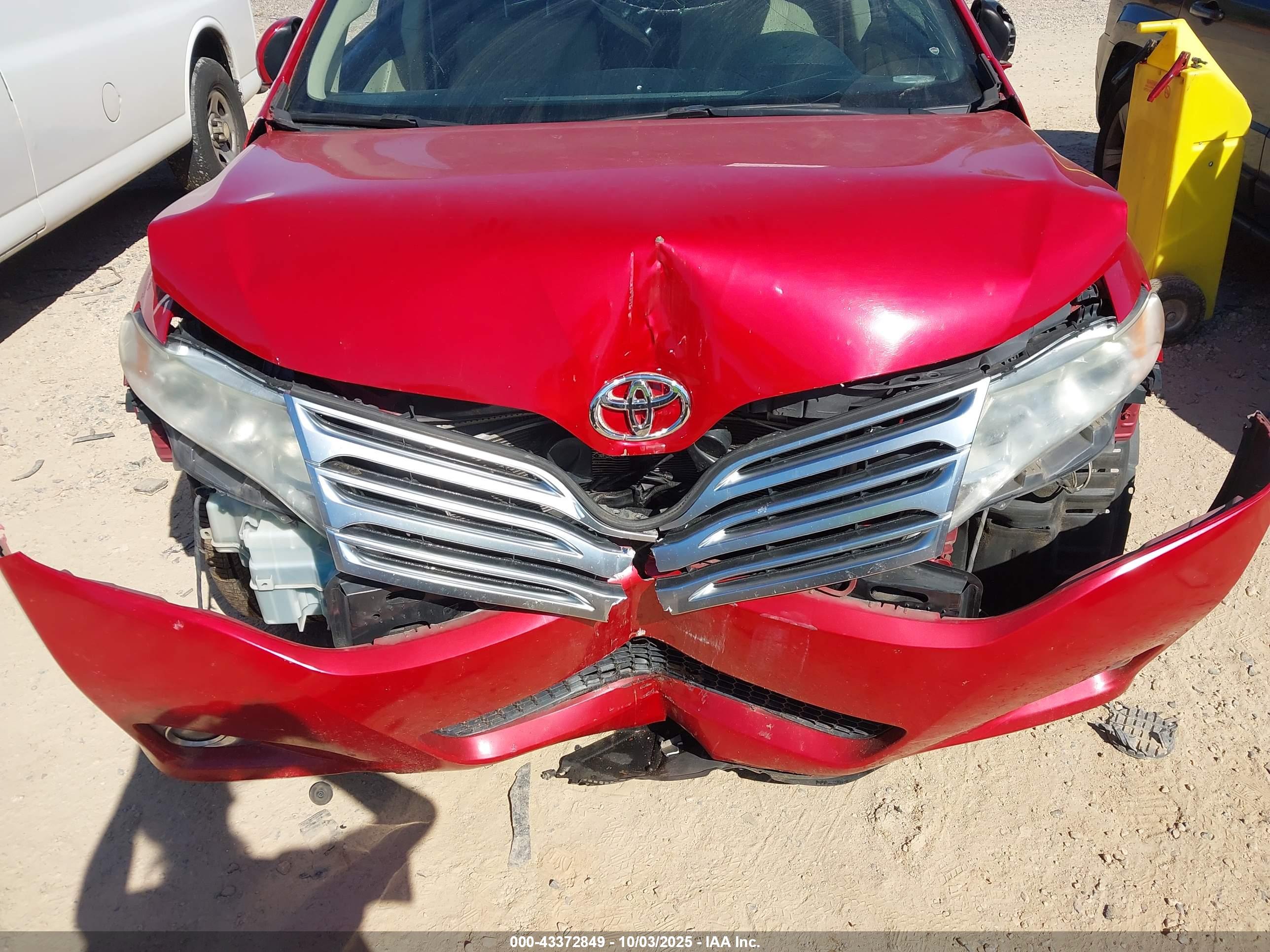 TOYOTA VENZA image 6