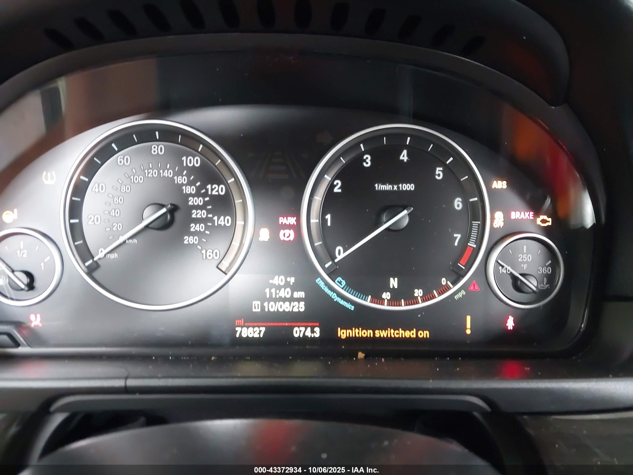 BMW 528I image 7