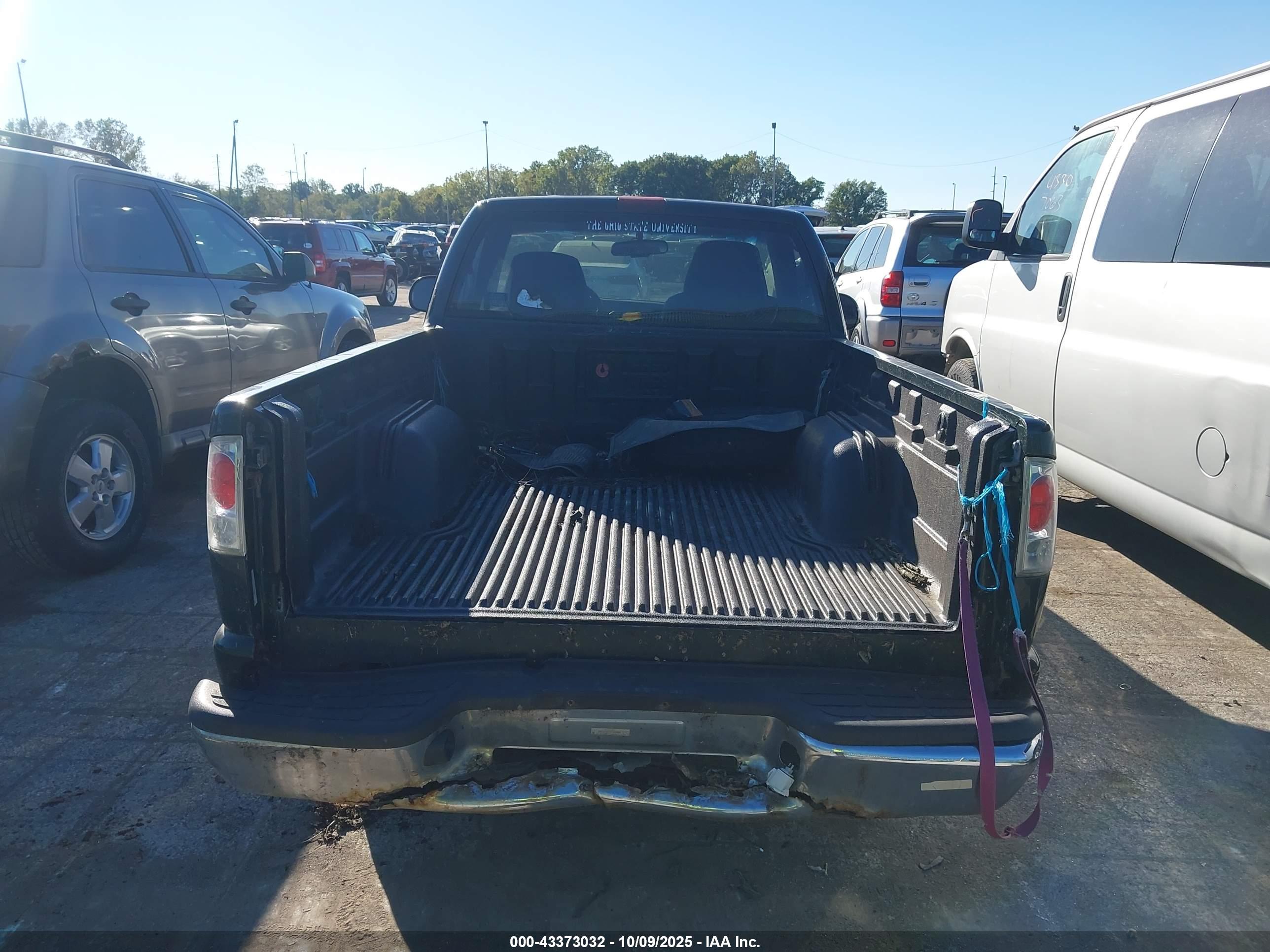 CHEVROLET S-10 image 6