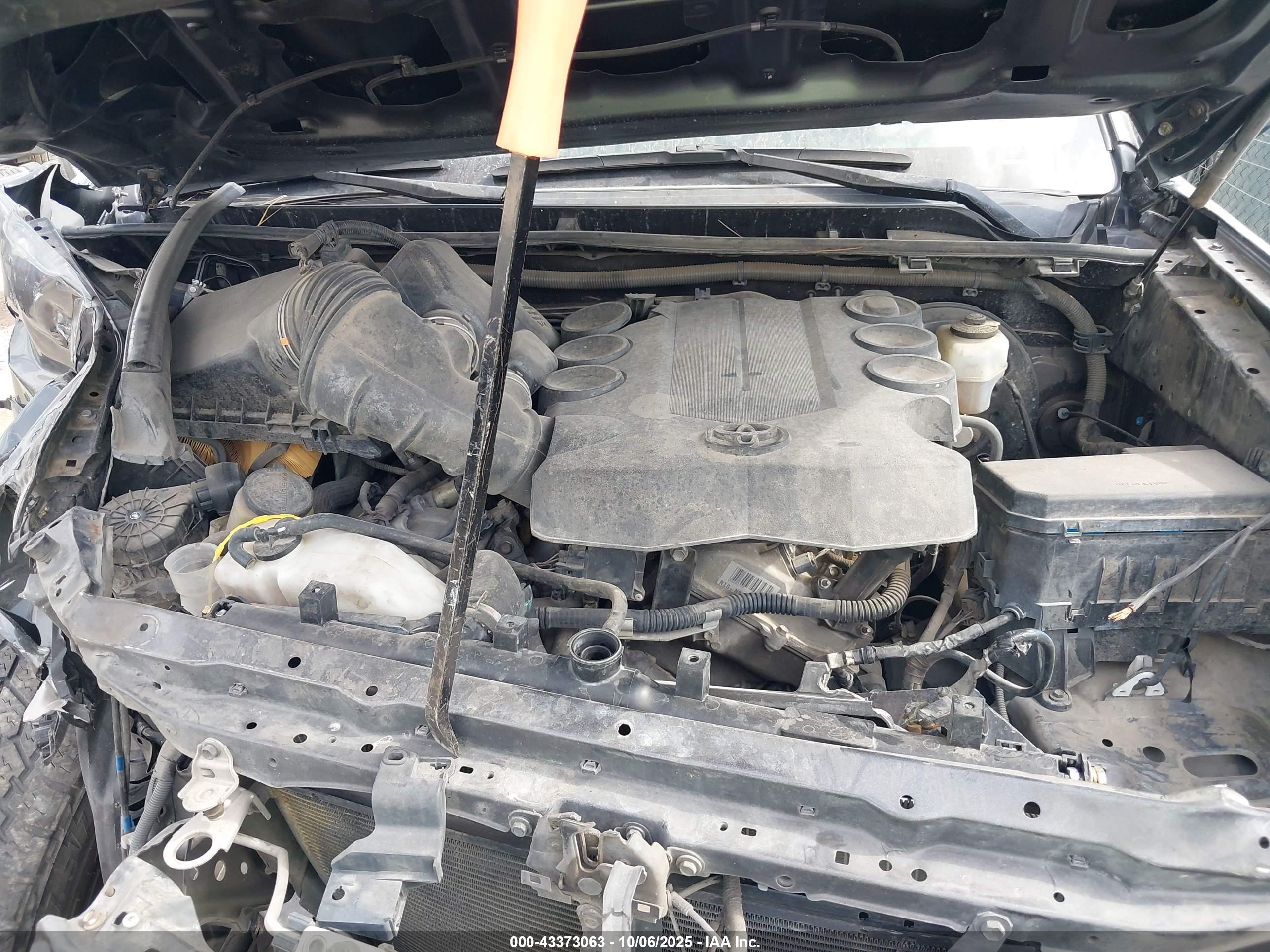 TOYOTA 4RUNNER image 10