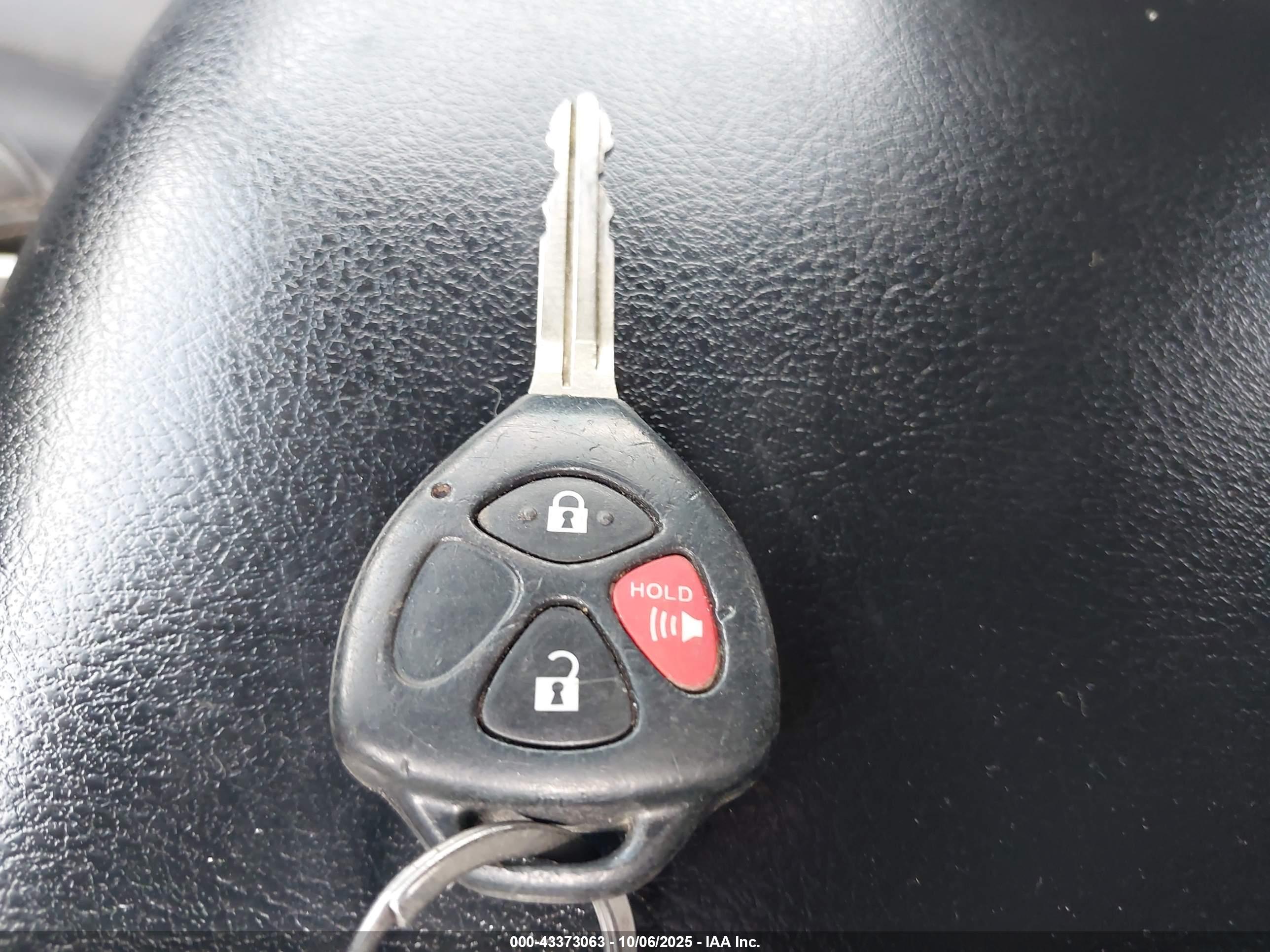 TOYOTA 4RUNNER image 11