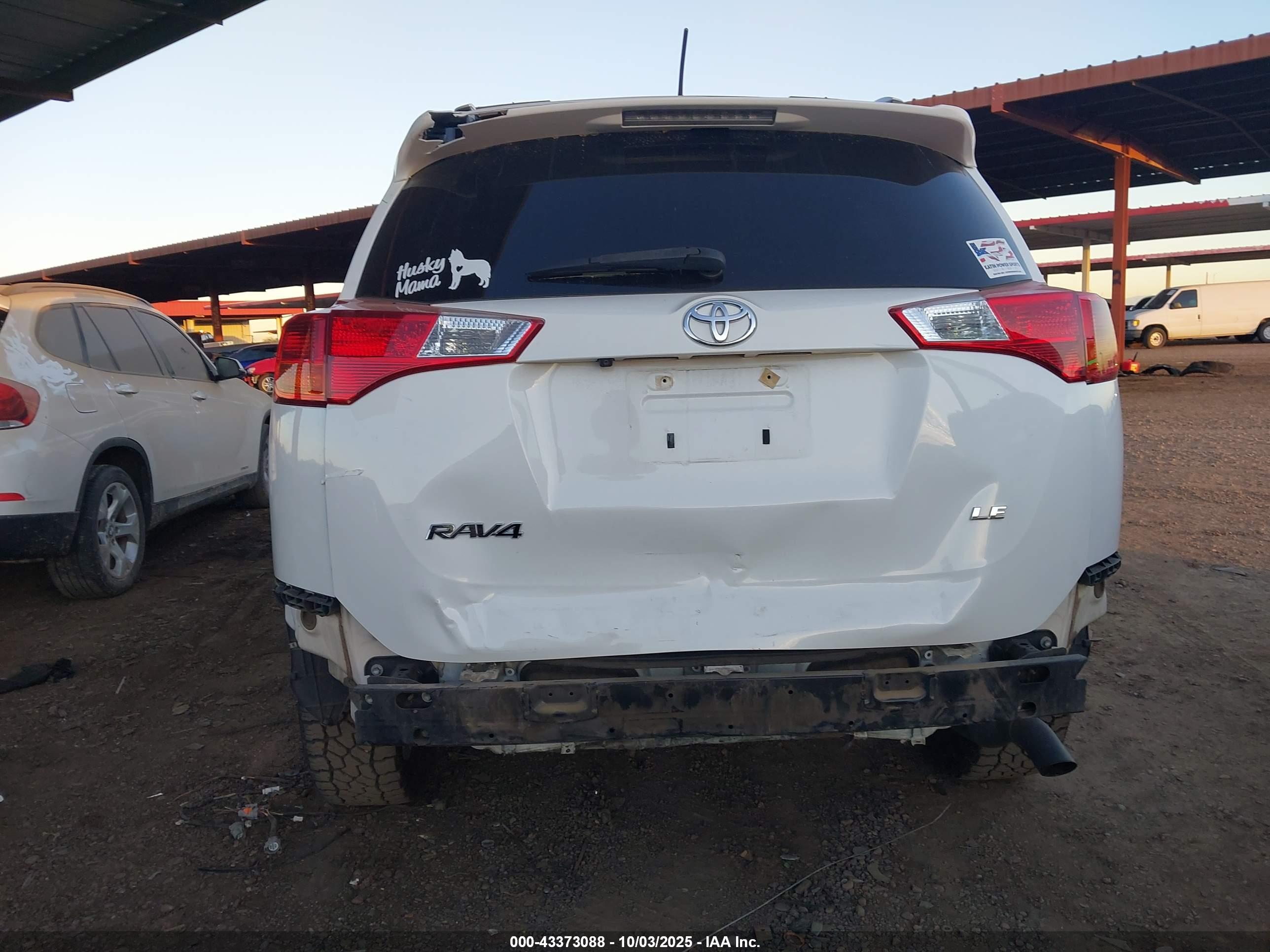 TOYOTA RAV4 image 6