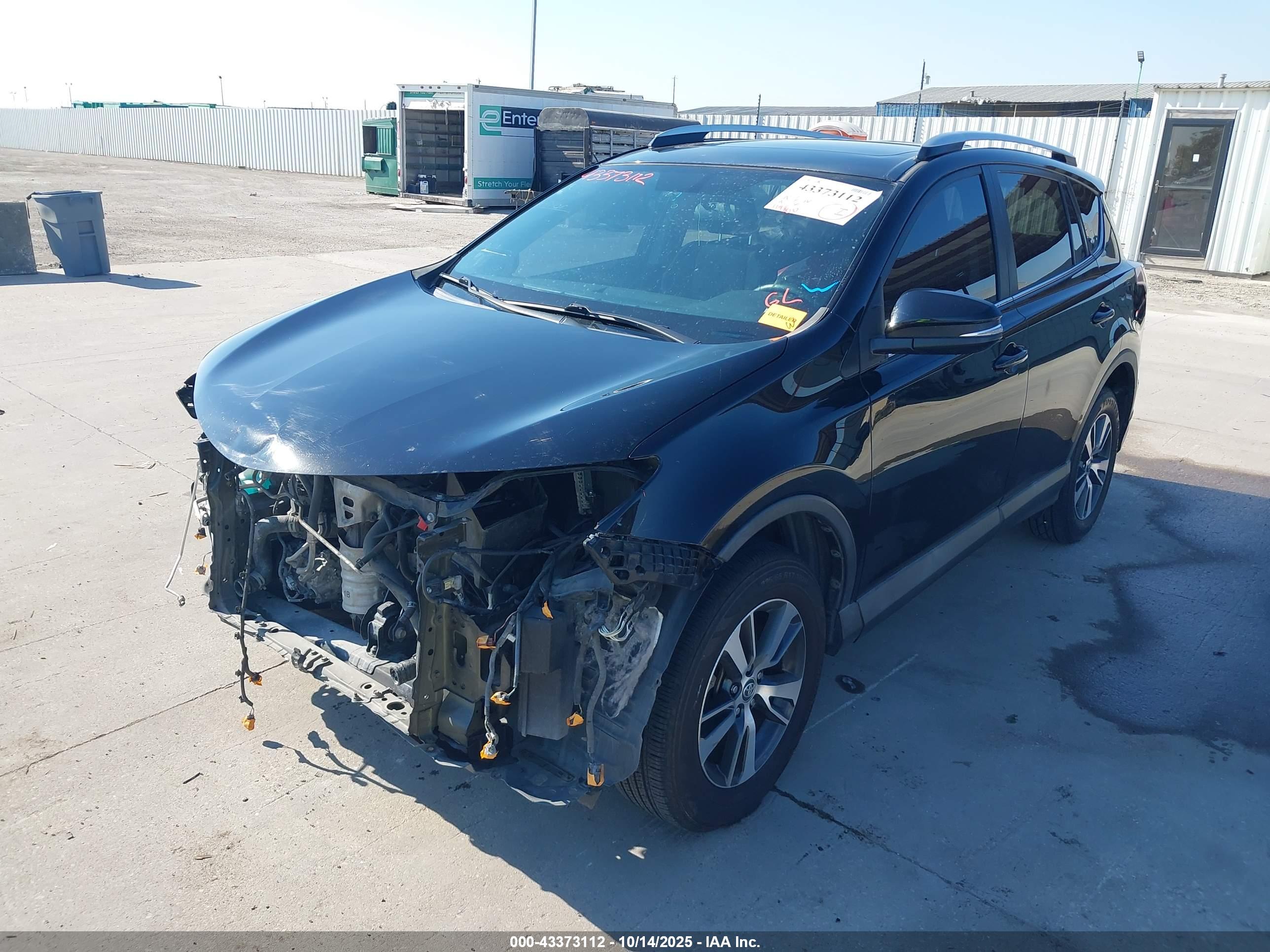 TOYOTA RAV4 image 2