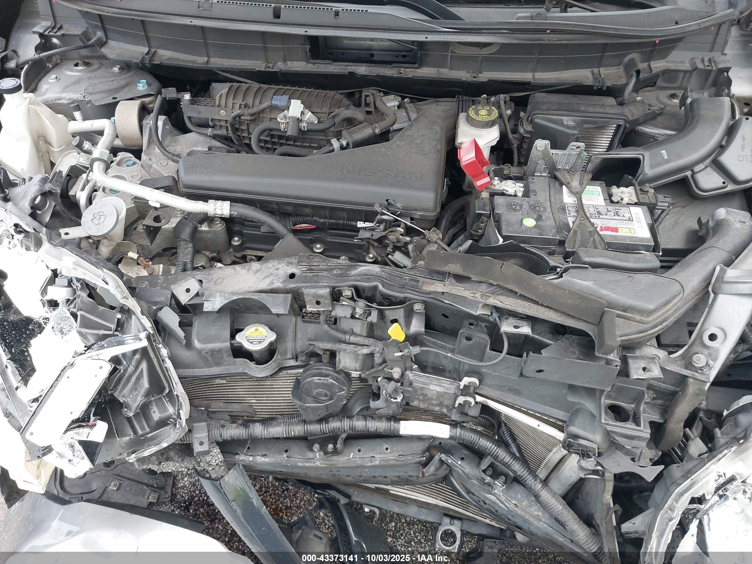 NISSAN ROGUE image 10