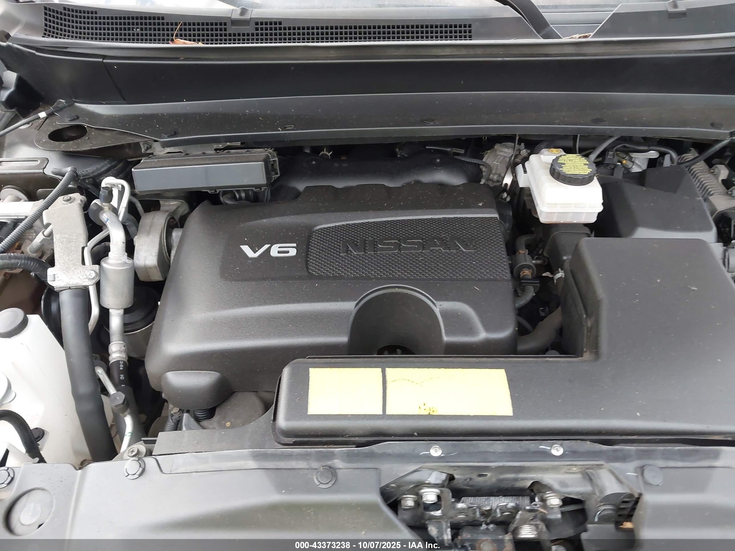 NISSAN PATHFINDER image 10