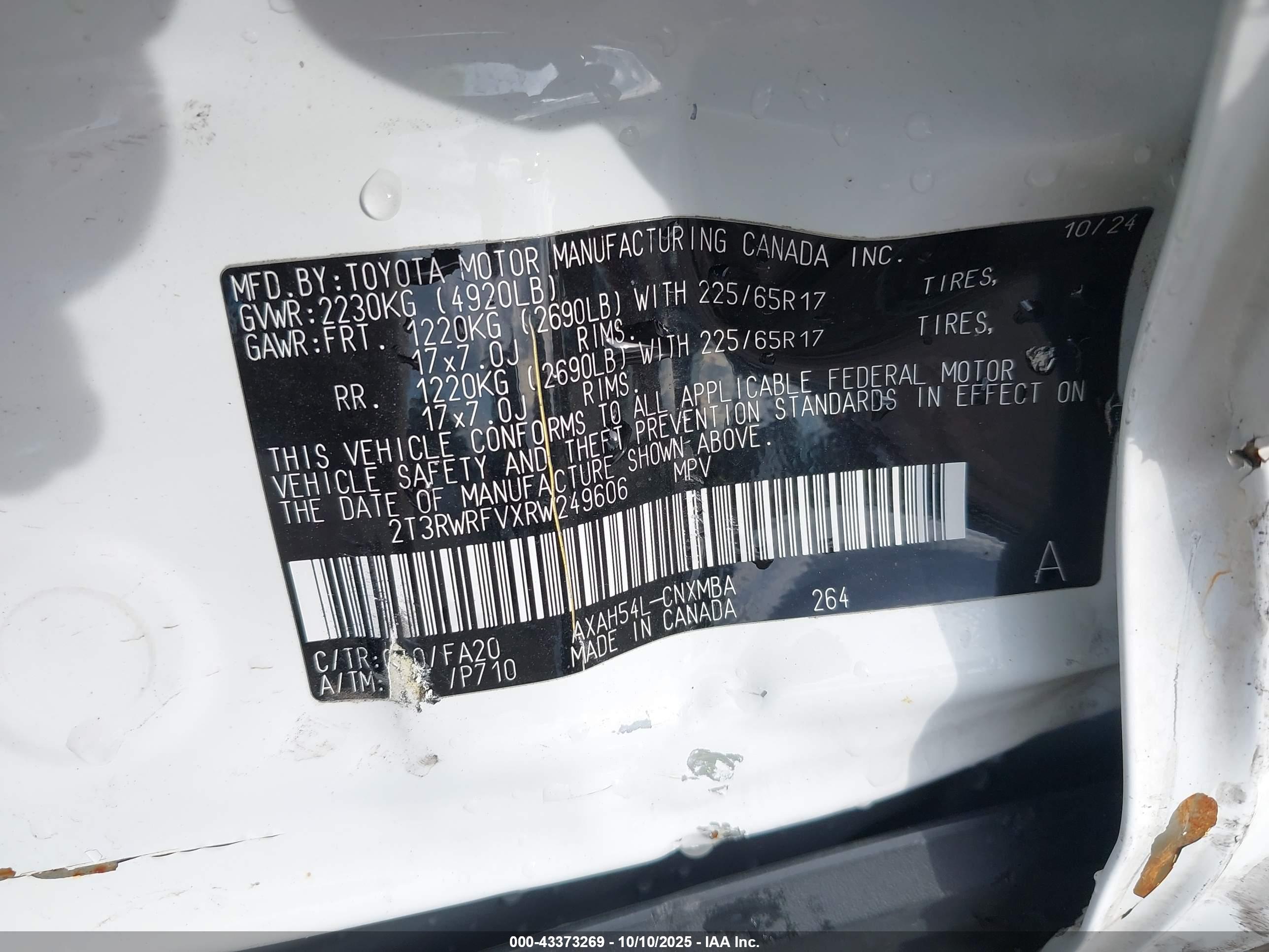 TOYOTA RAV4 image 9