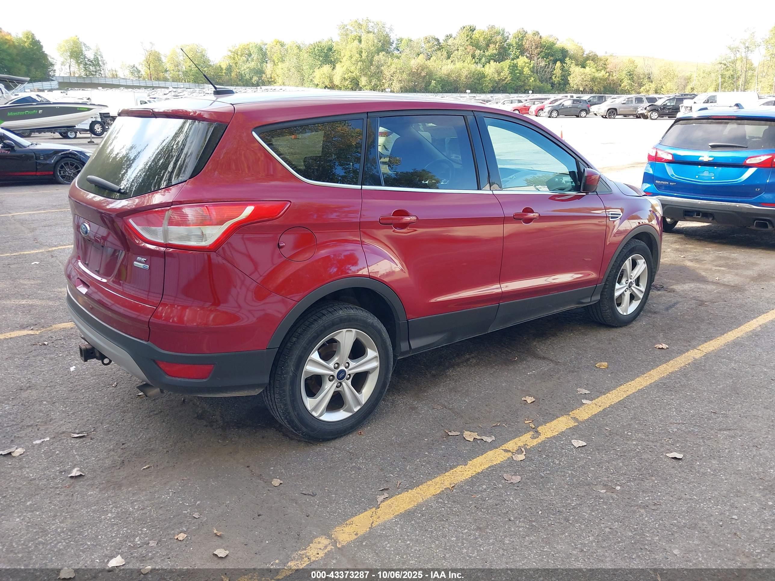FORD ESCAPE image 4
