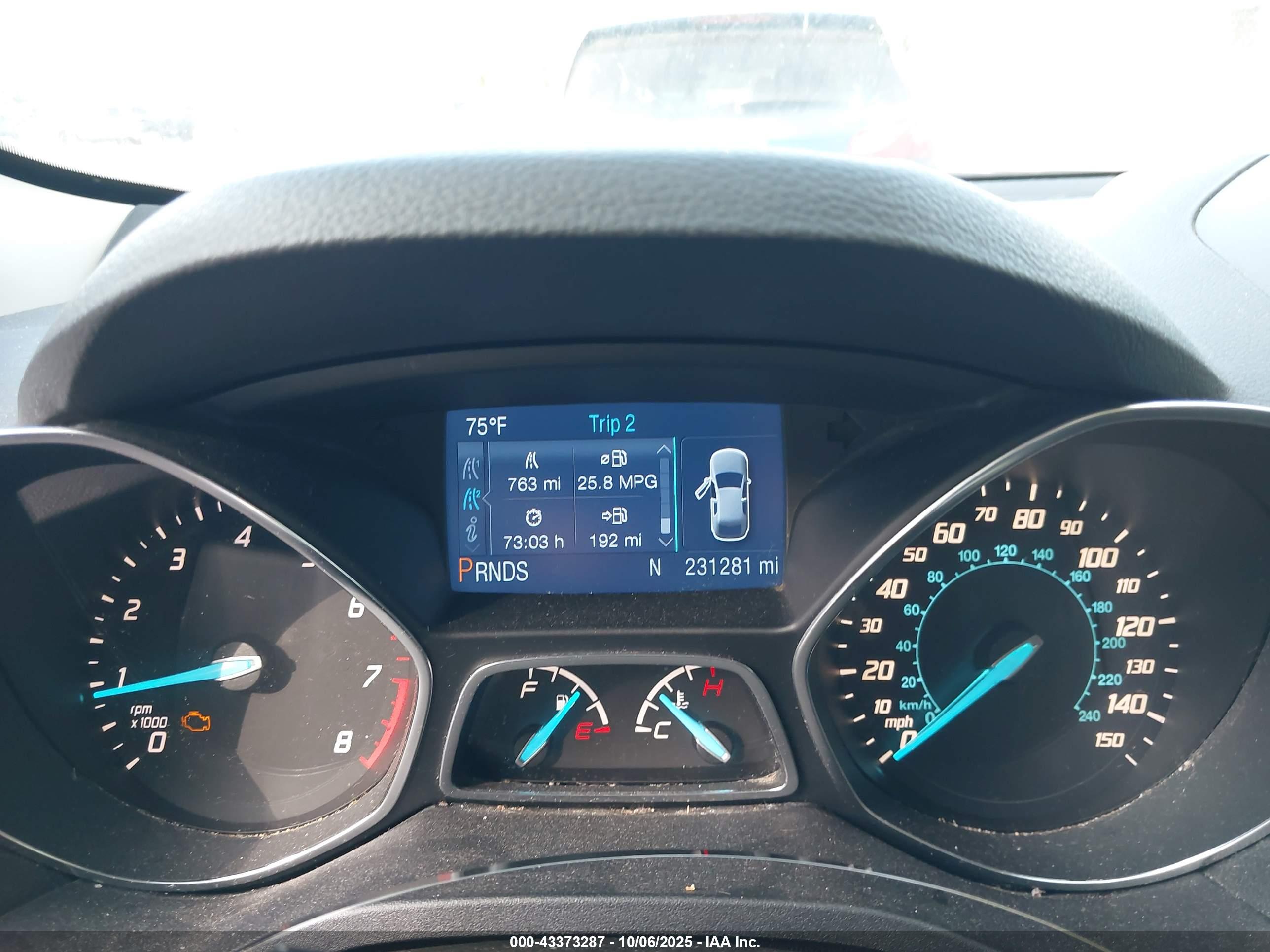 FORD ESCAPE image 7