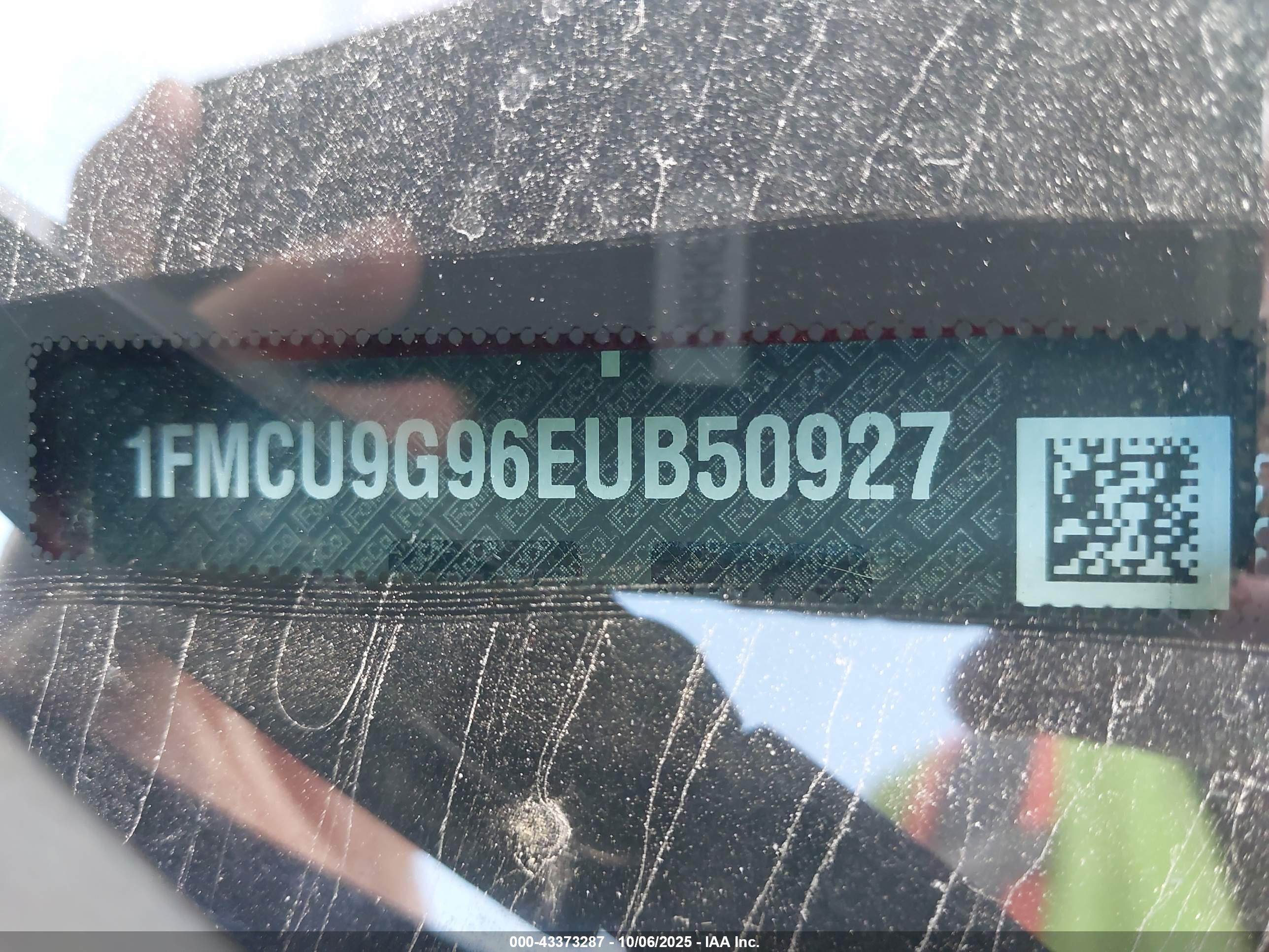 FORD ESCAPE image 9
