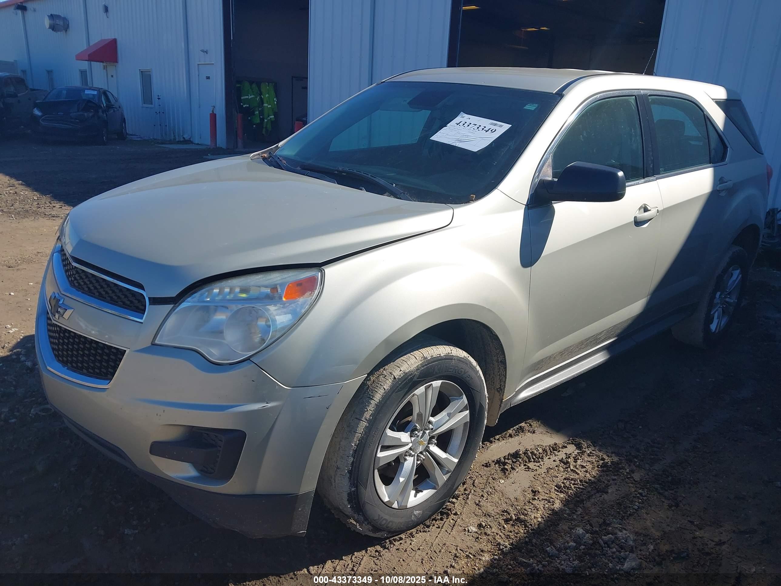 CHEVROLET EQUINOX image 2