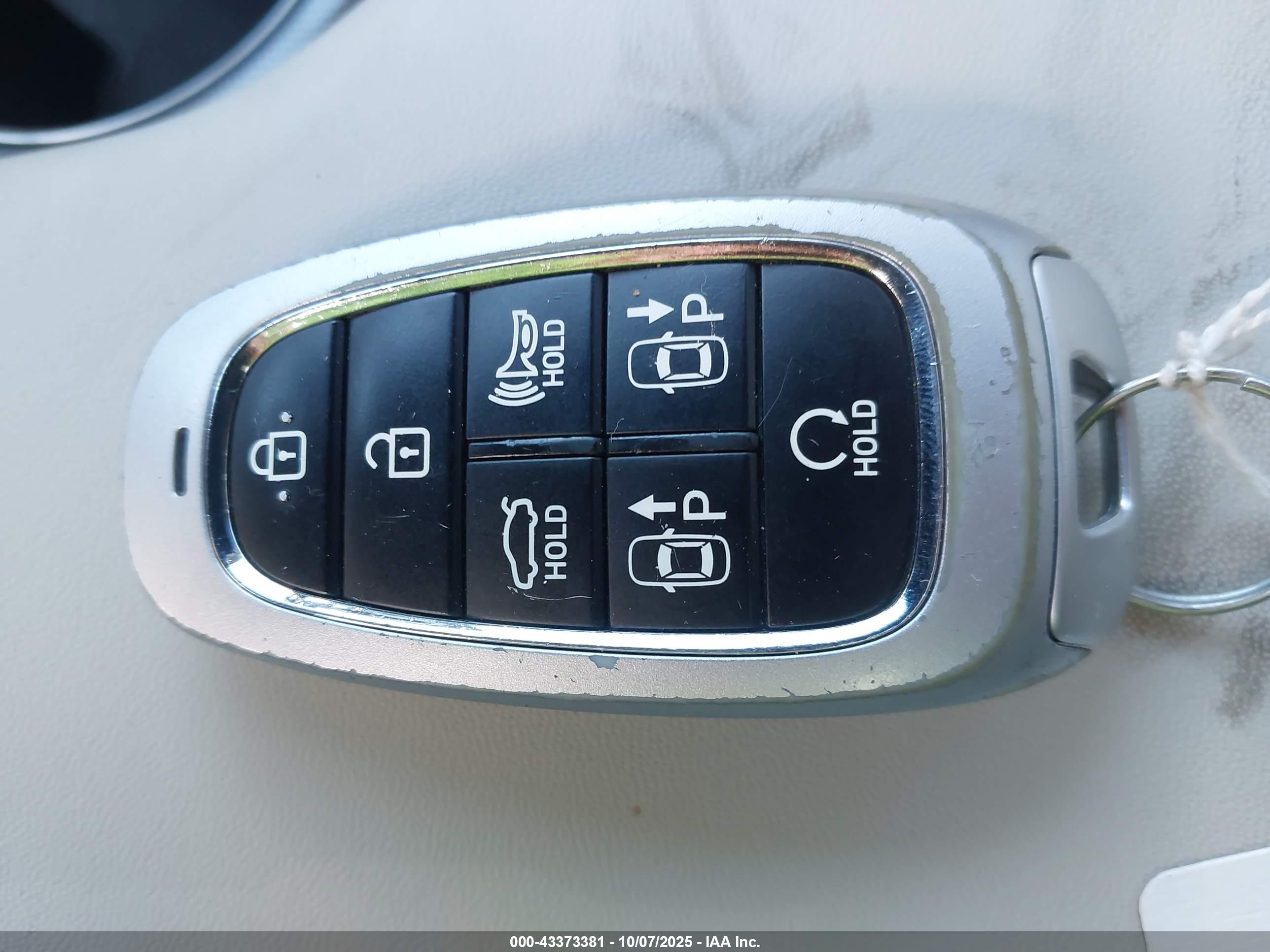 HYUNDAI SONATA image 11
