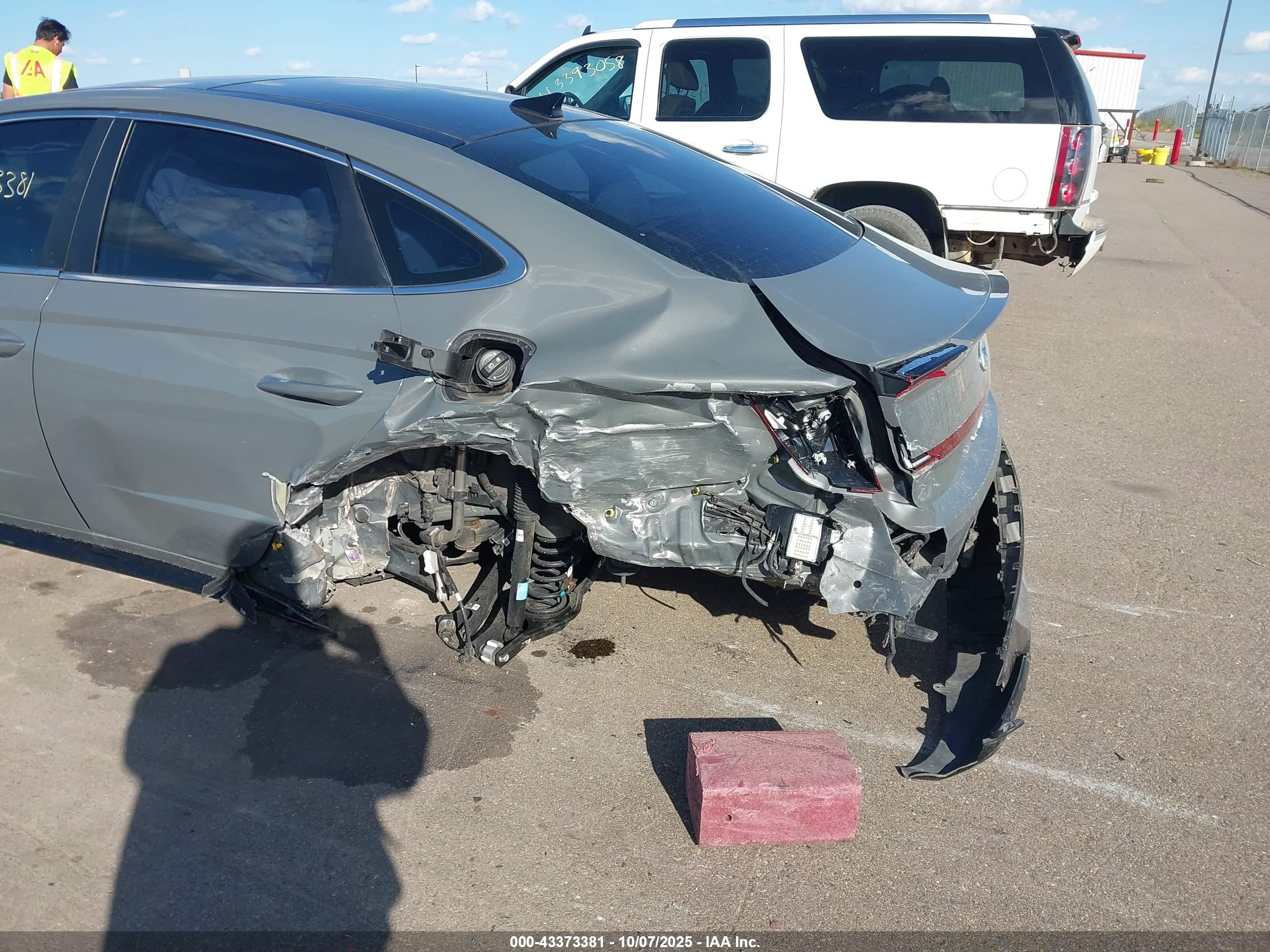 HYUNDAI SONATA image 6