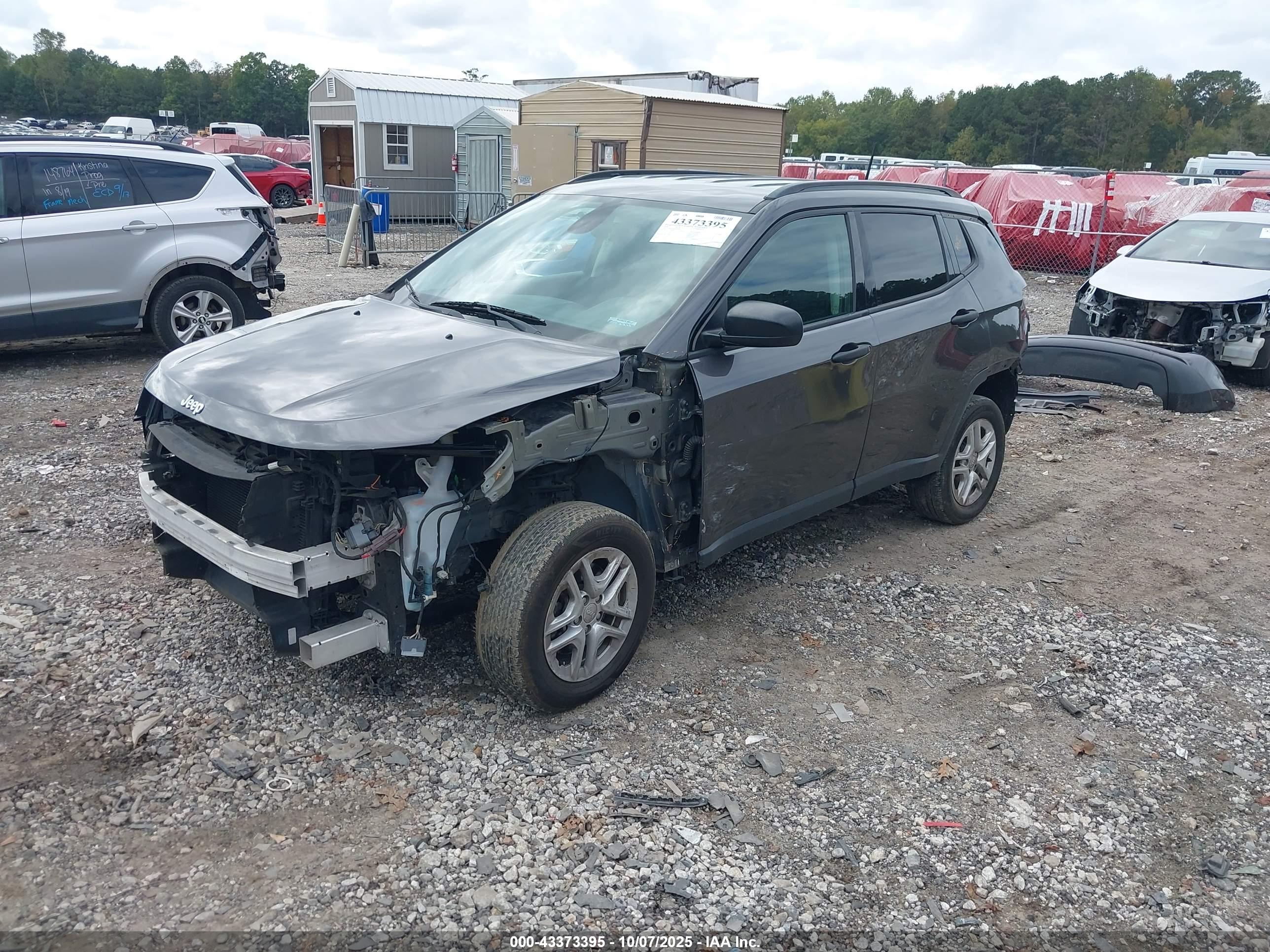 JEEP COMPASS image 2