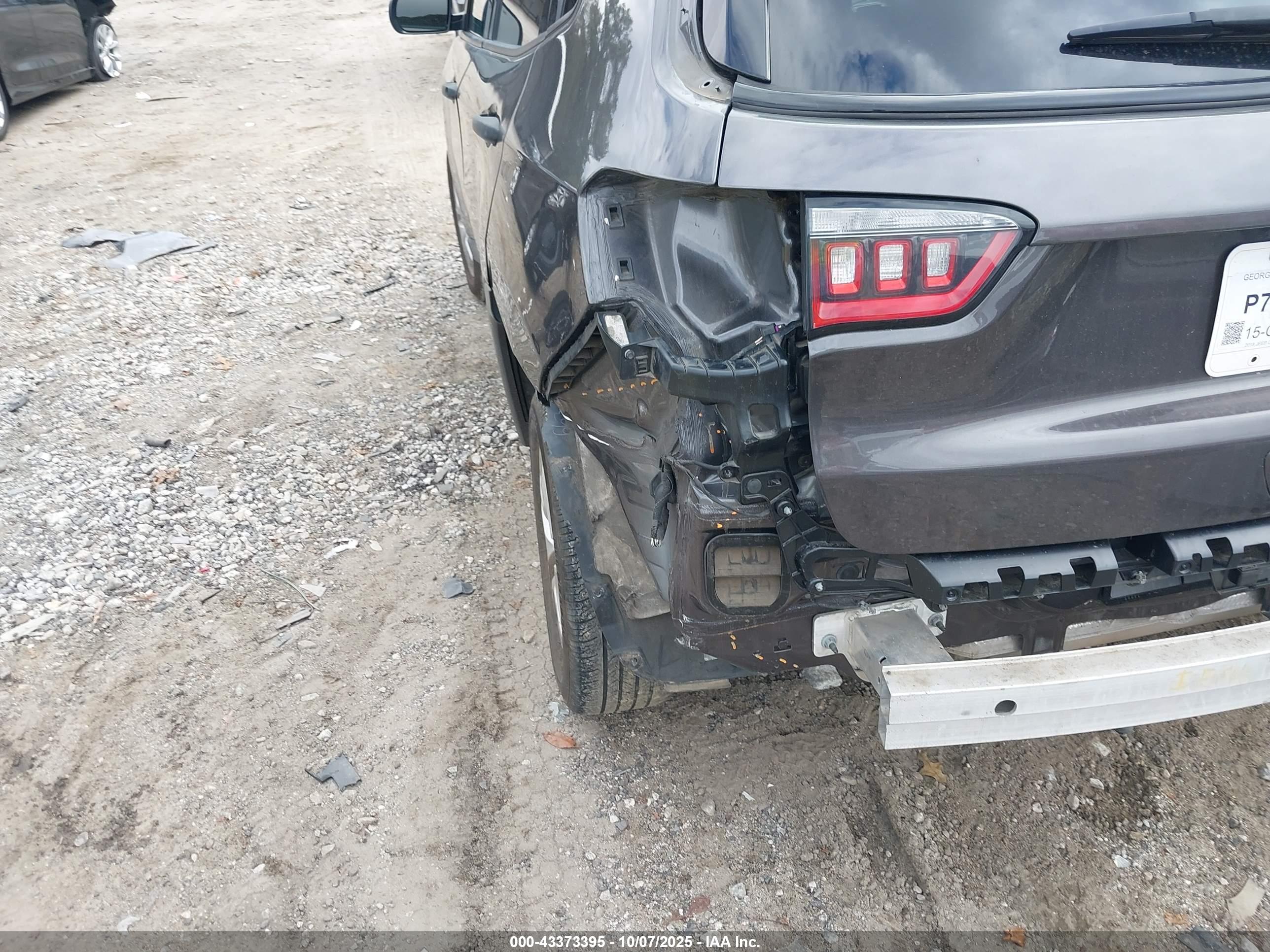 JEEP COMPASS image 6