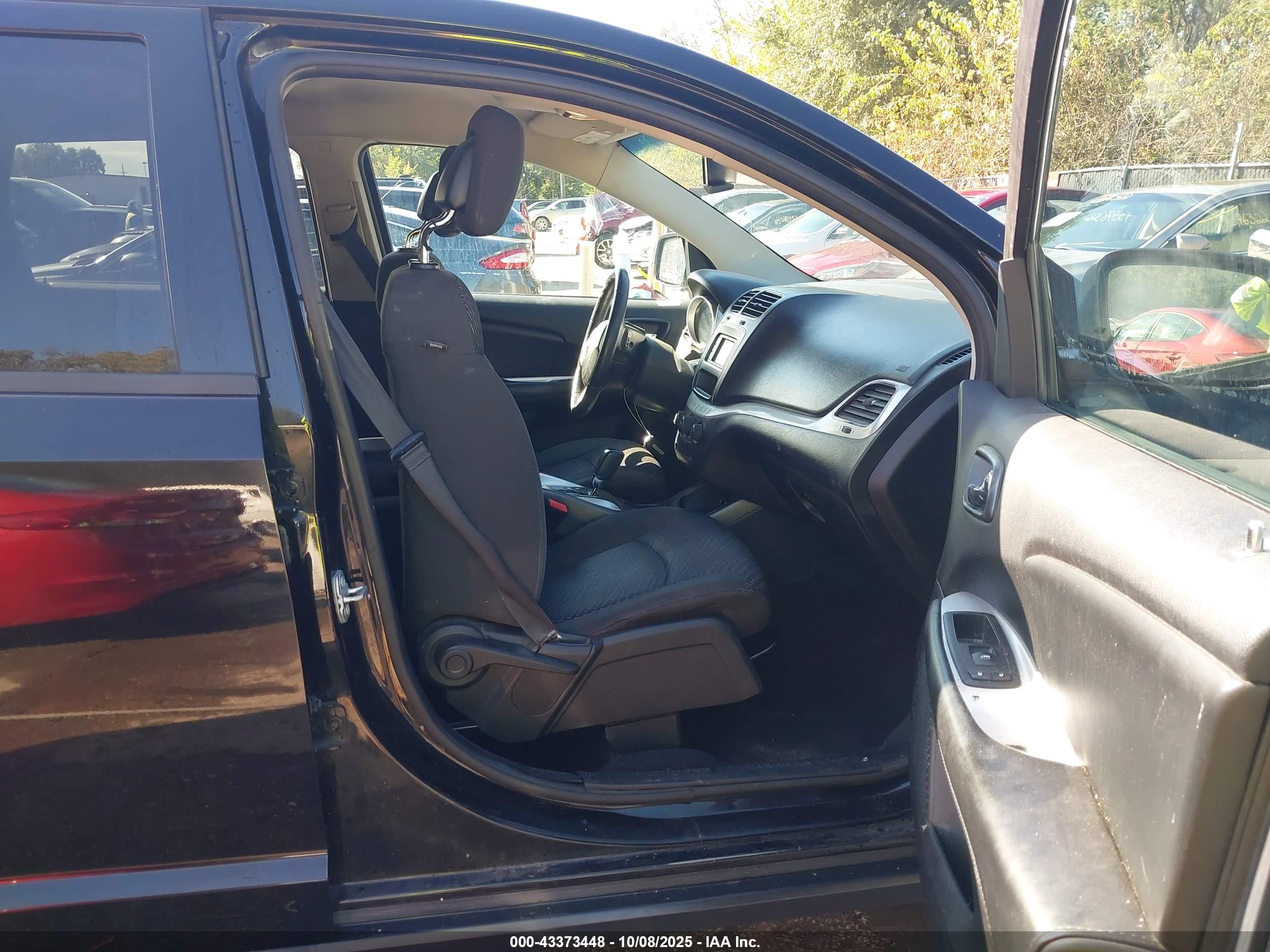 DODGE JOURNEY image 5