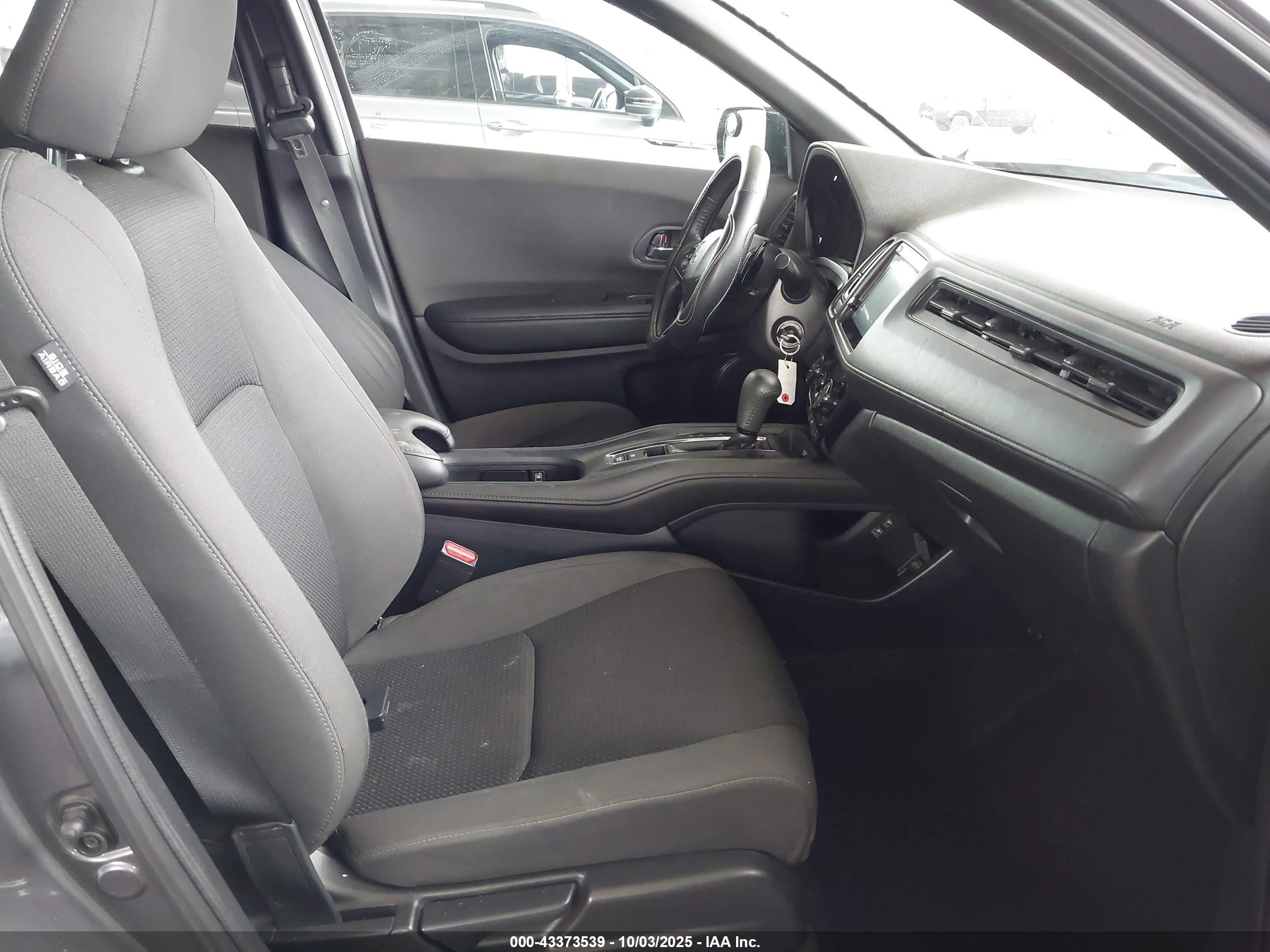 HONDA HR-V image 5