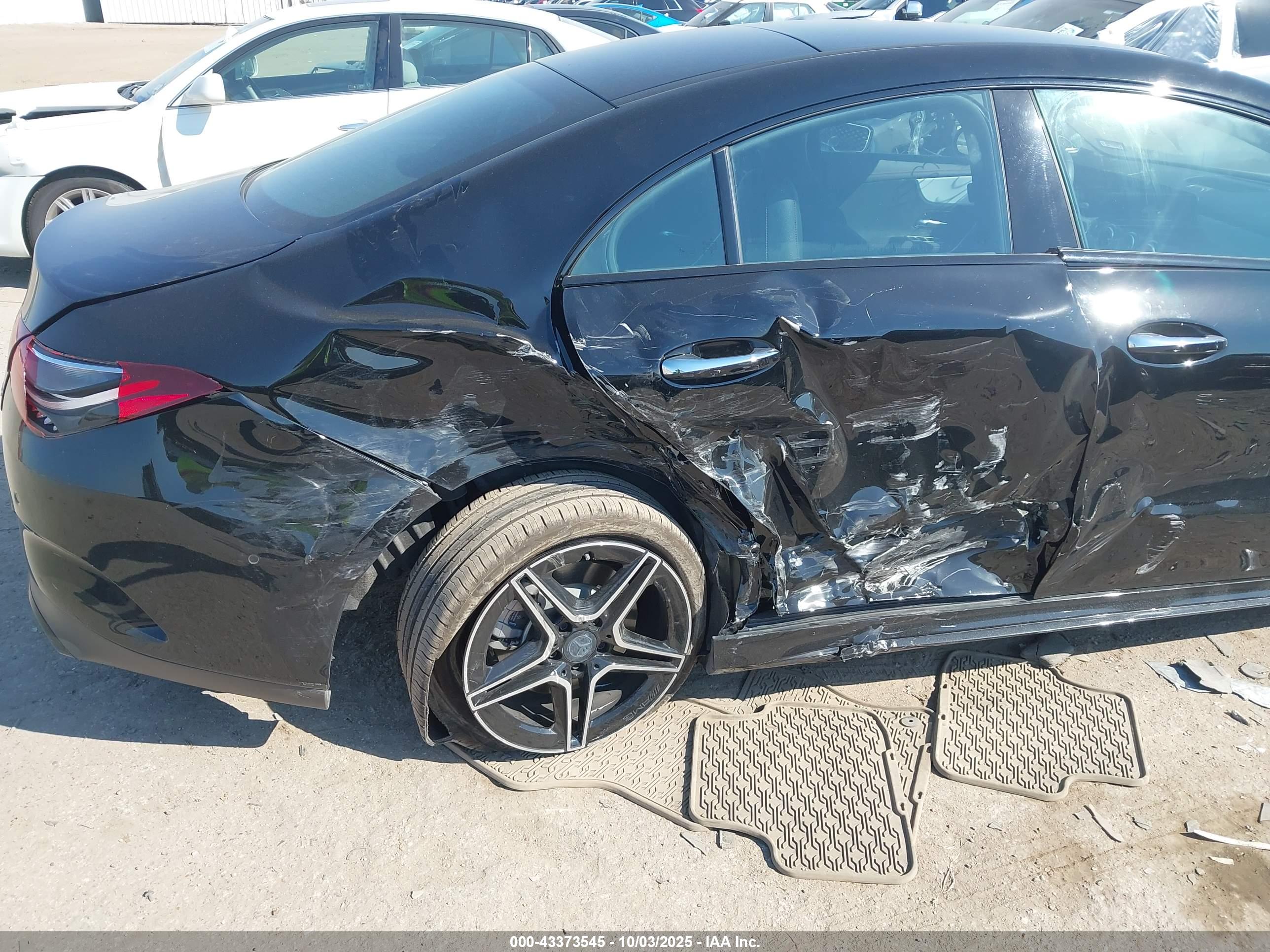 MERCEDES-BENZ CLA image 6