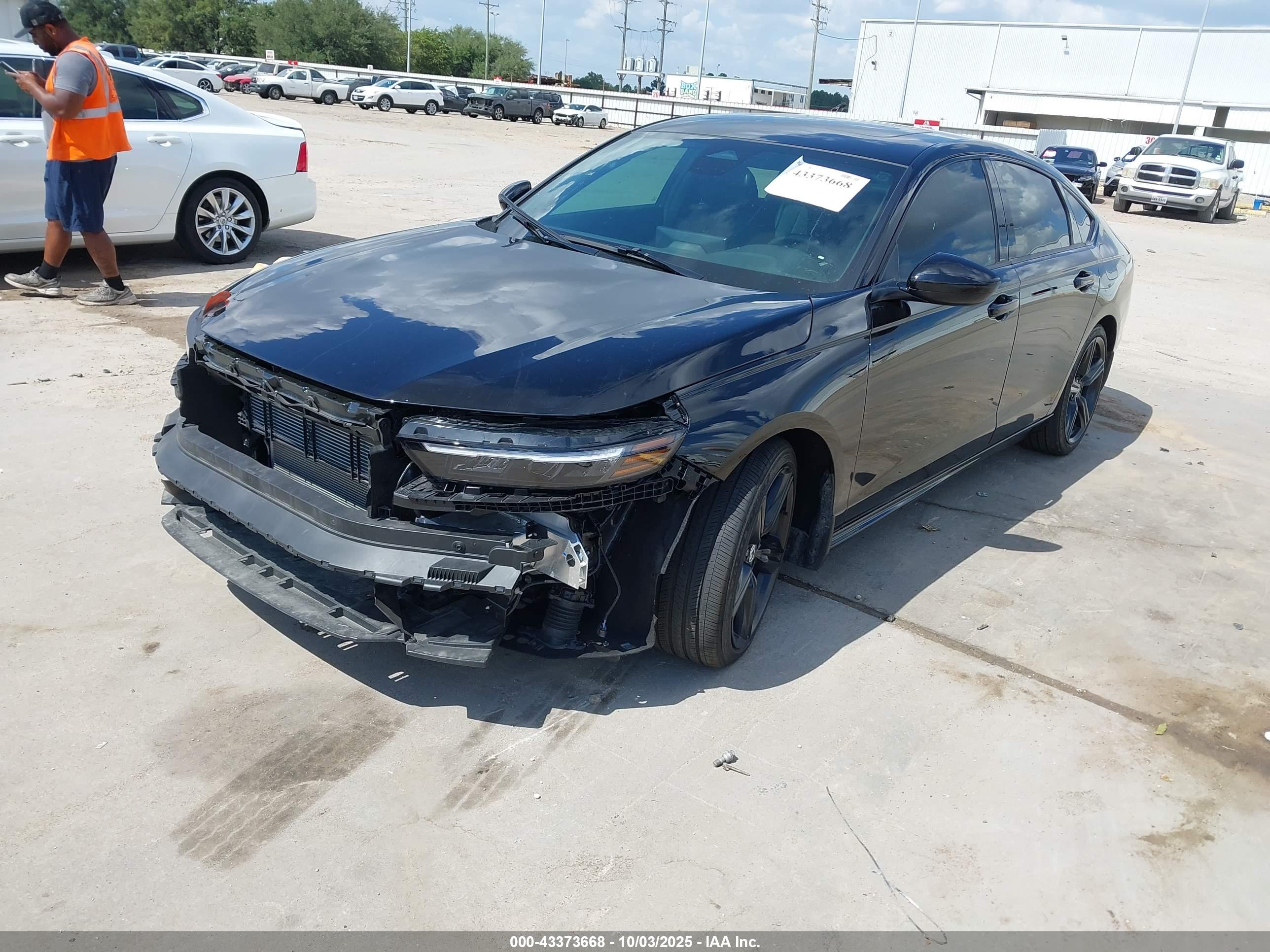 HONDA ACCORD image 2