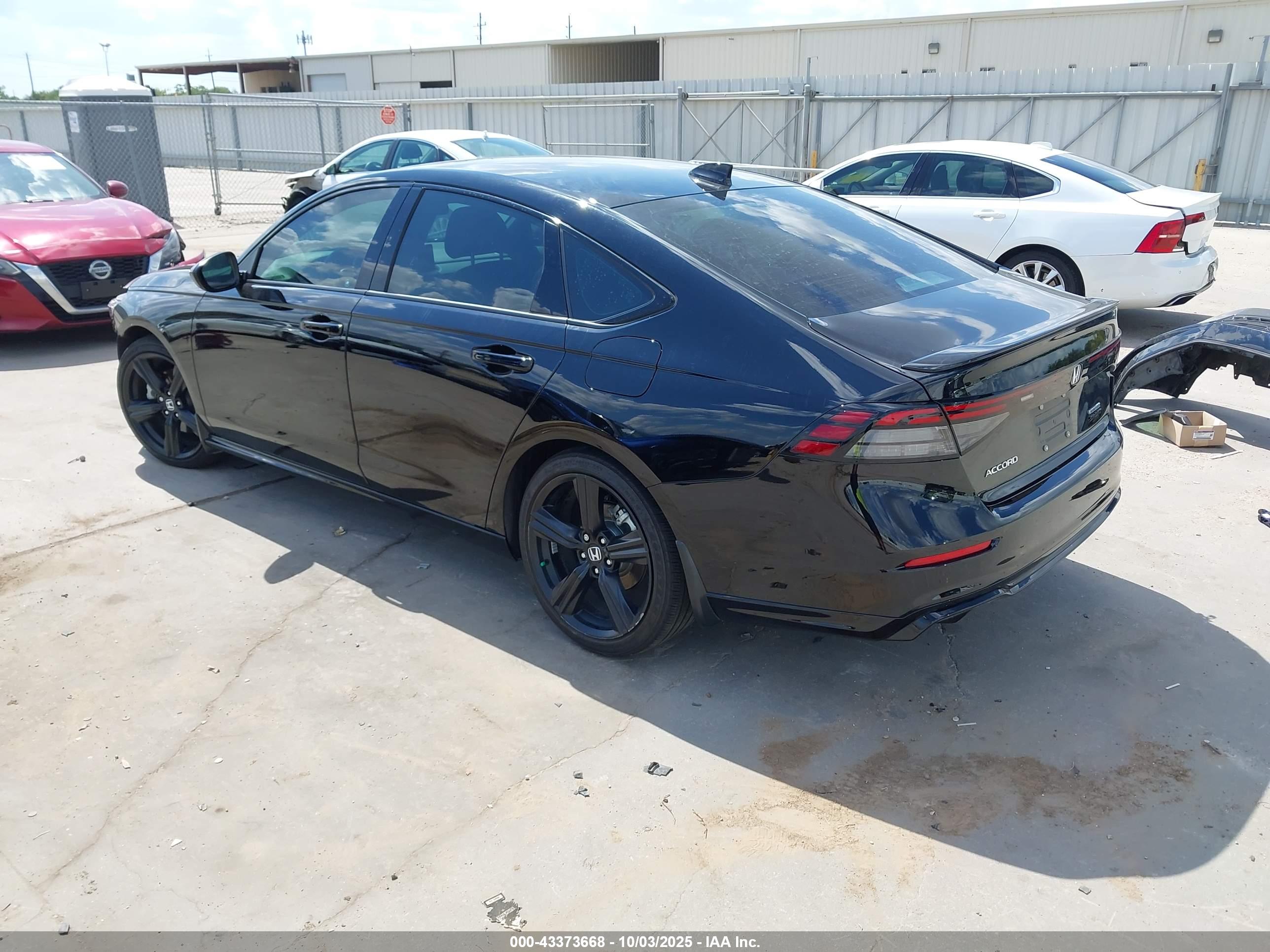 HONDA ACCORD image 3
