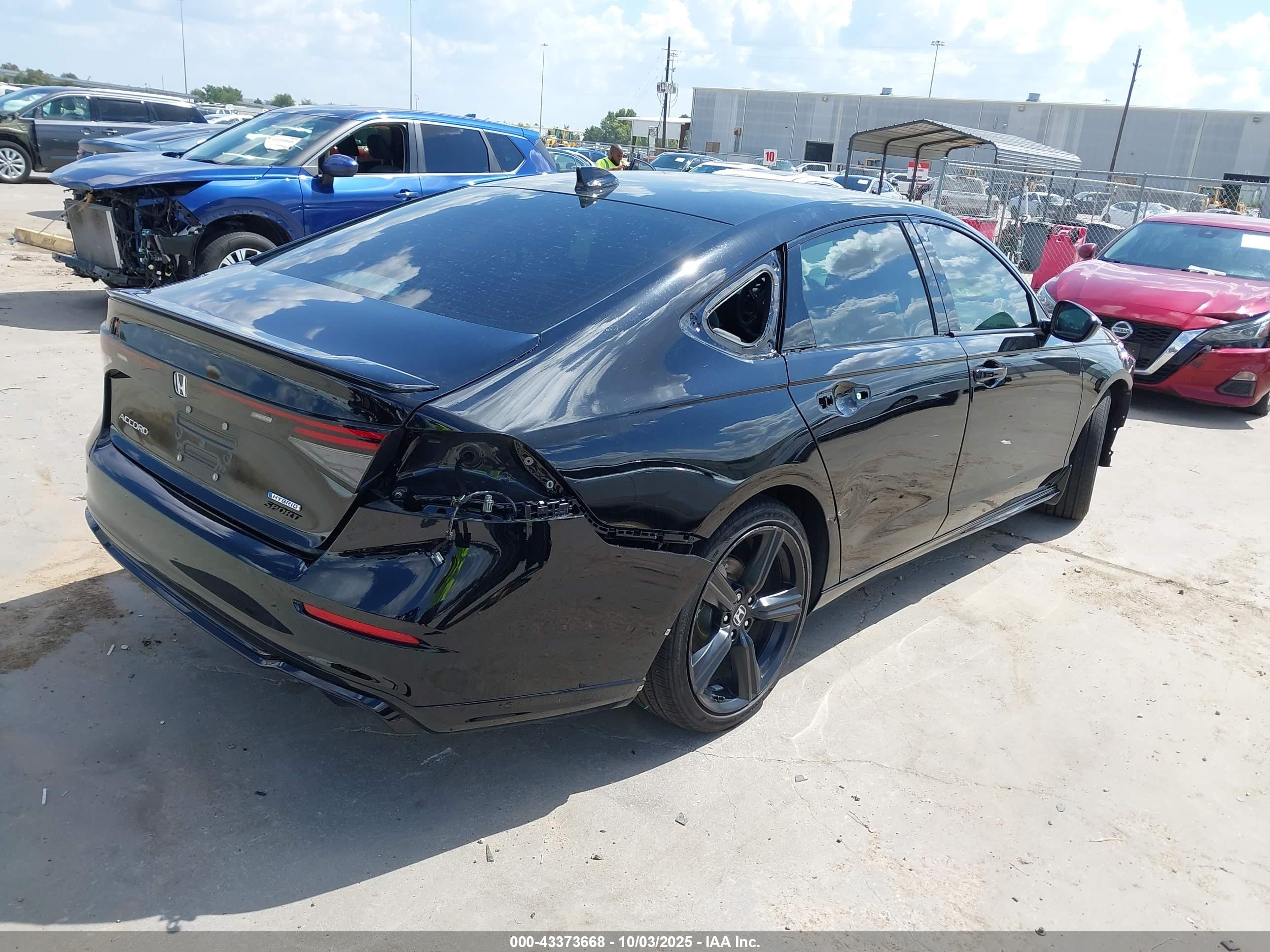 HONDA ACCORD image 4