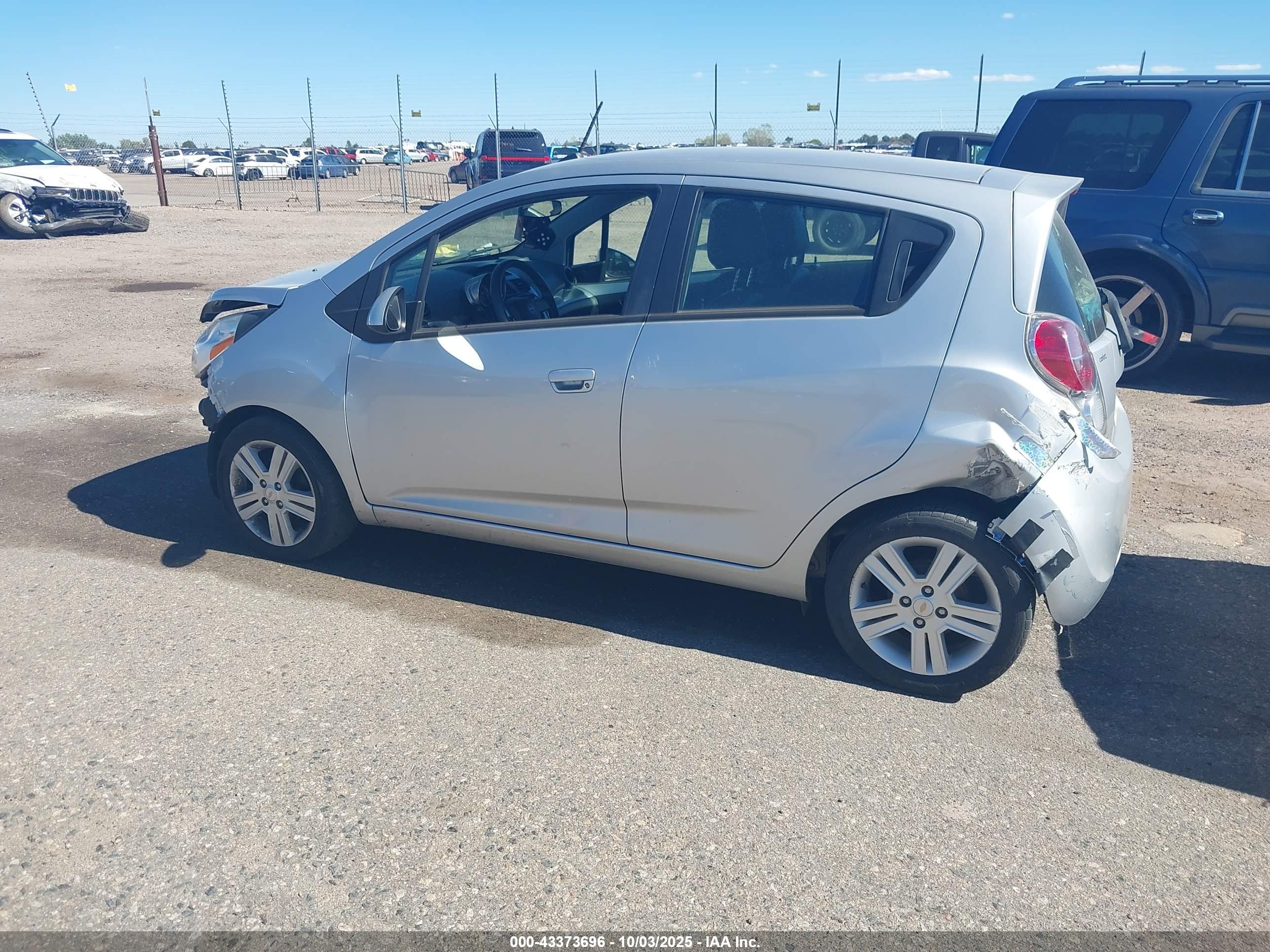 CHEVROLET SPARK image 3