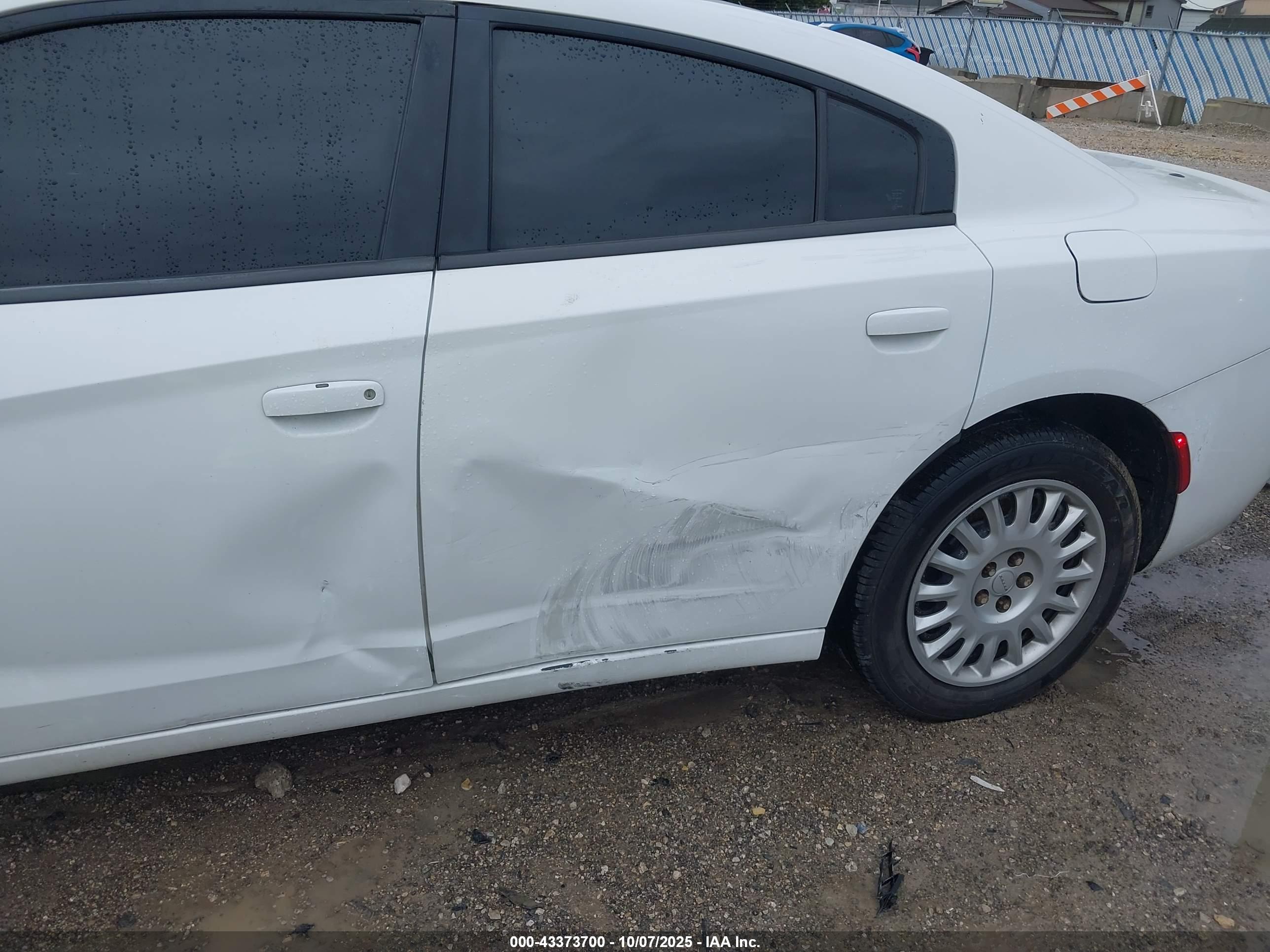 DODGE CHARGER image 6