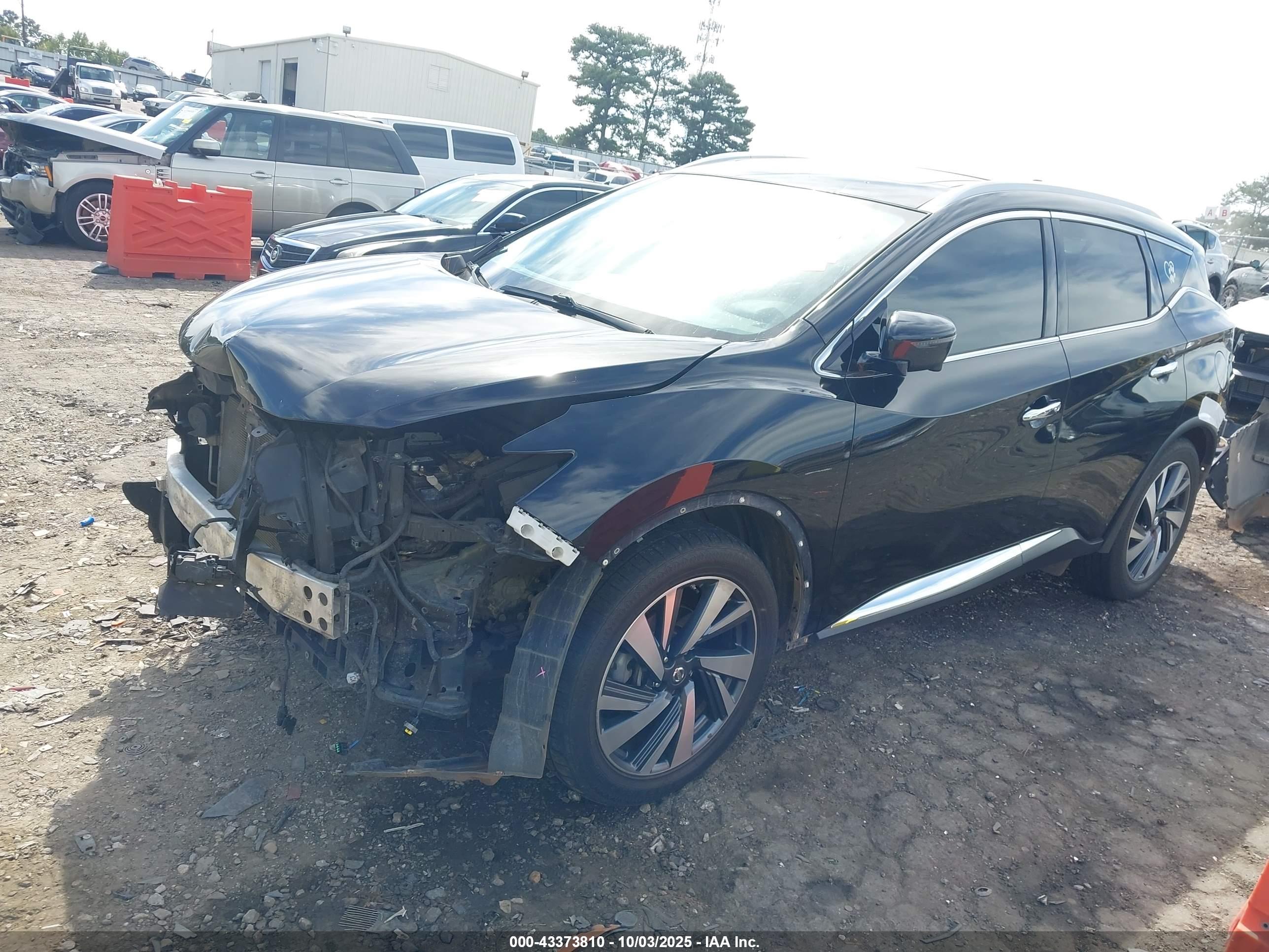 NISSAN MURANO image 2