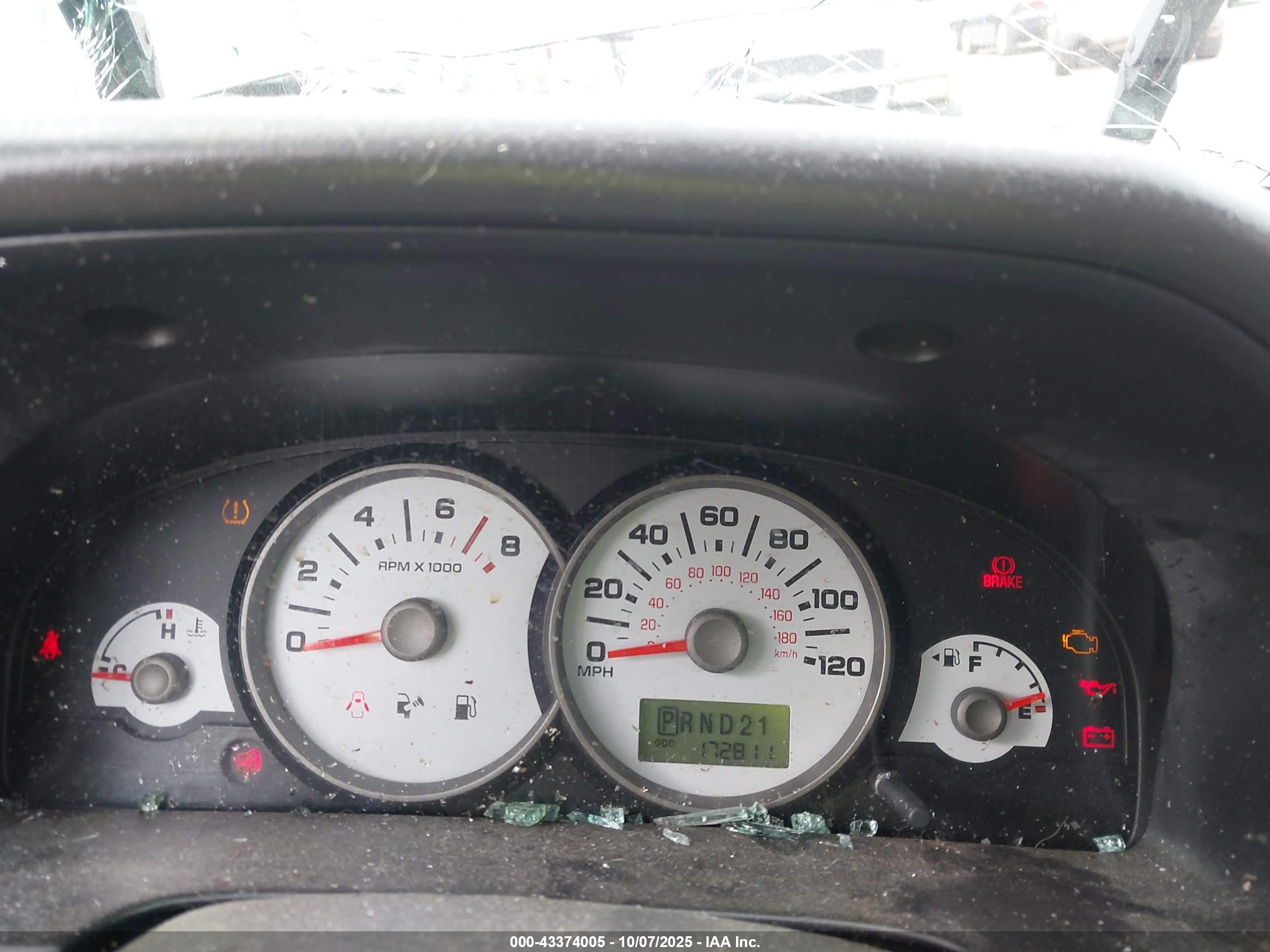 FORD ESCAPE image 7