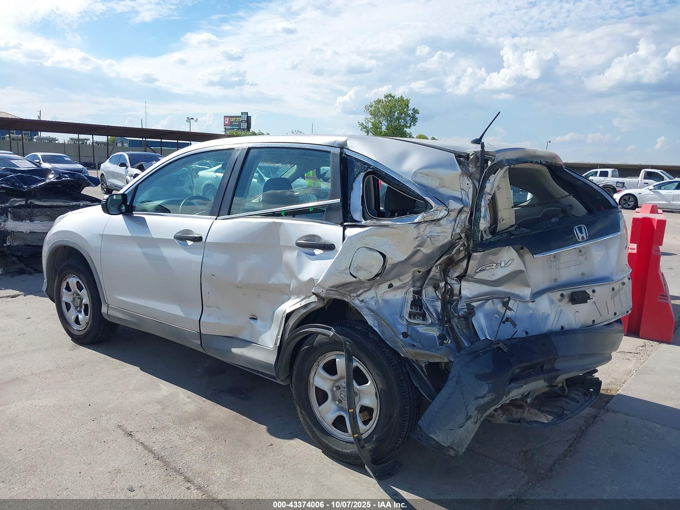 HONDA CR-V image 3