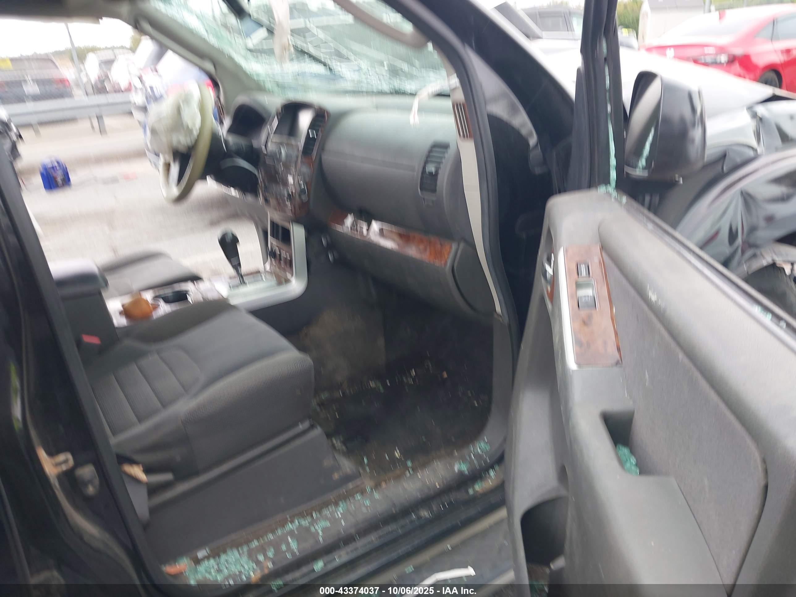NISSAN PATHFINDER image 5