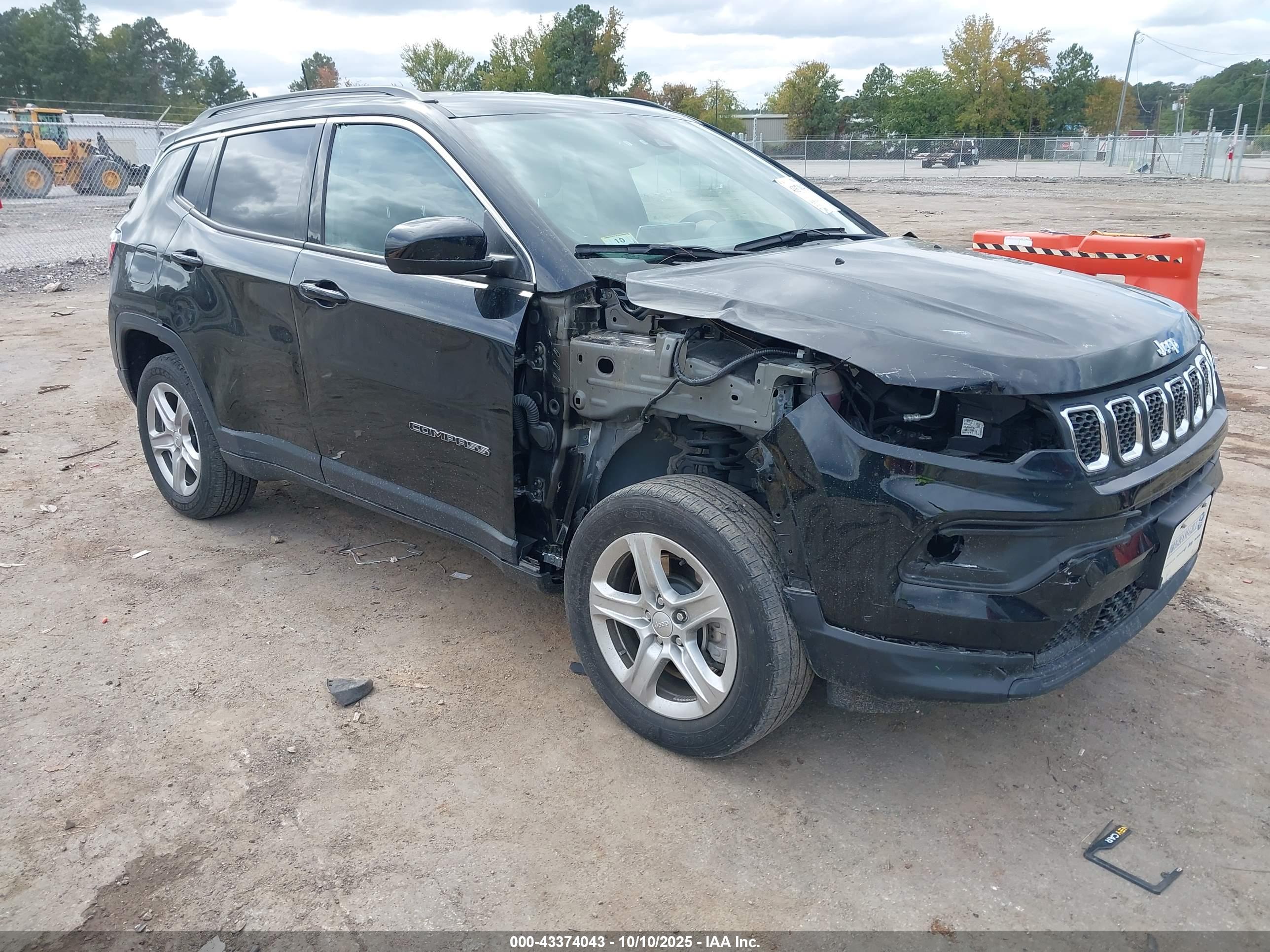 JEEP COMPASS image 6
