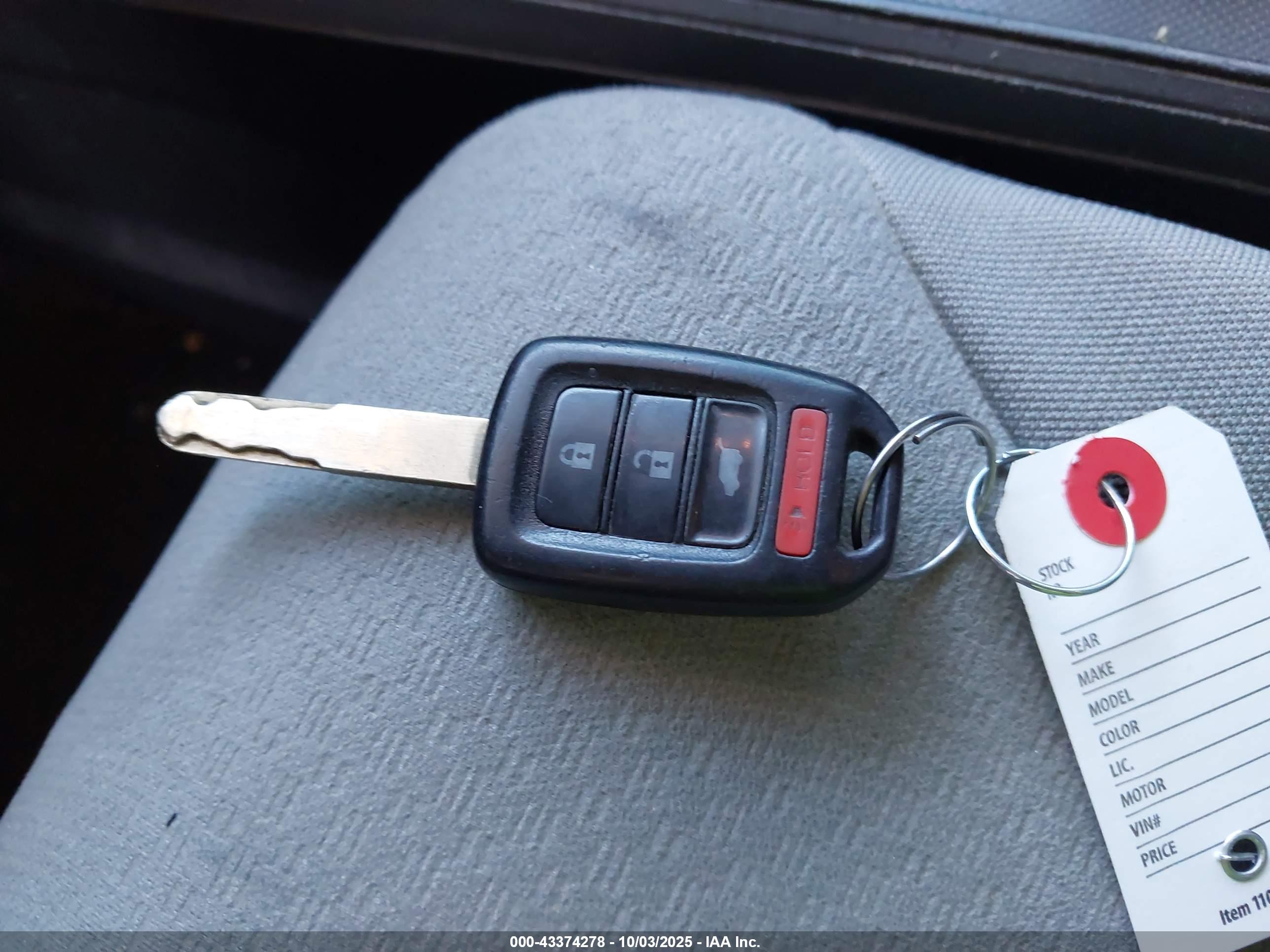 HONDA CR-V image 11
