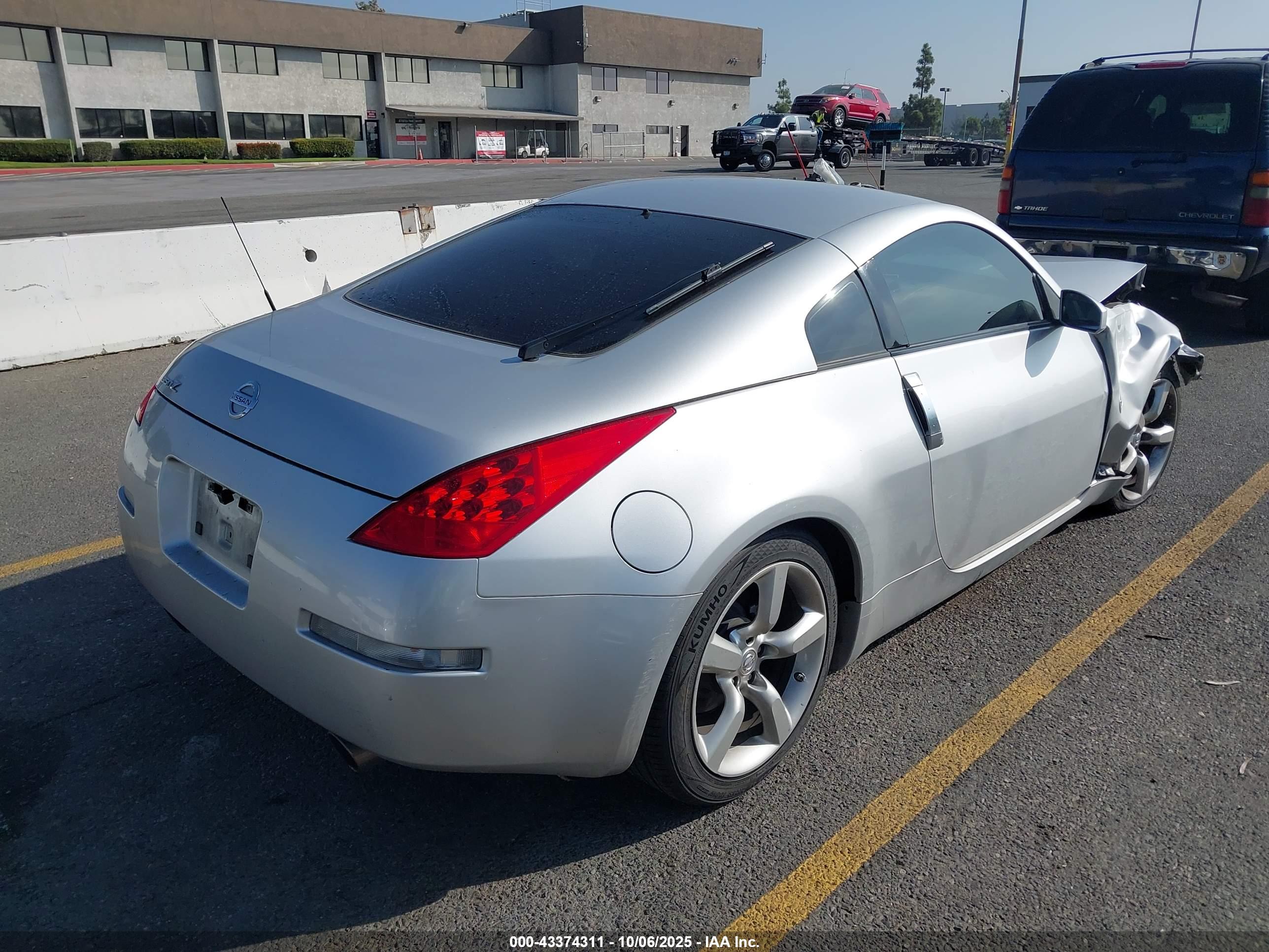 NISSAN 350Z image 4