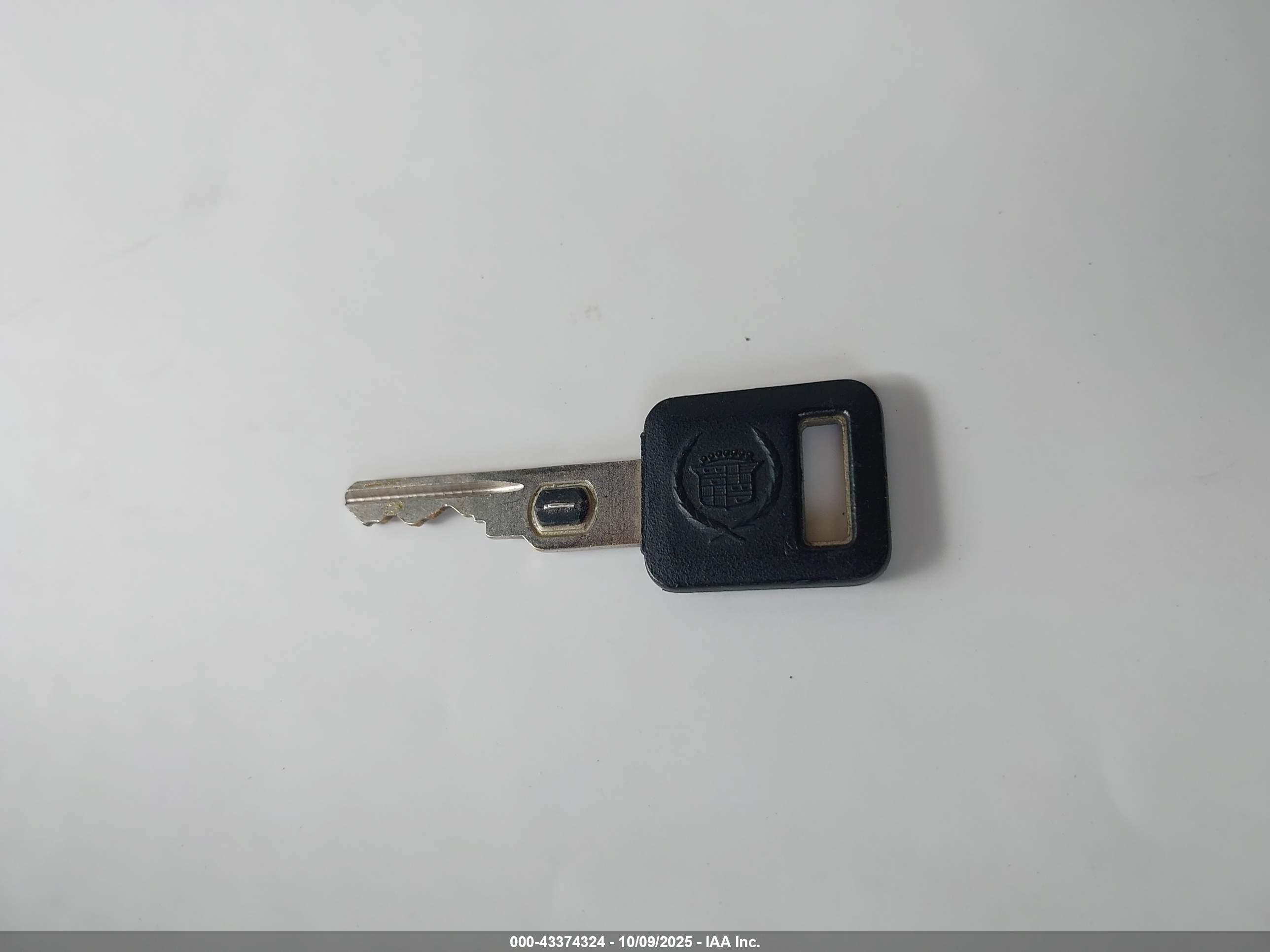 CADILLAC ALLANTE image 11