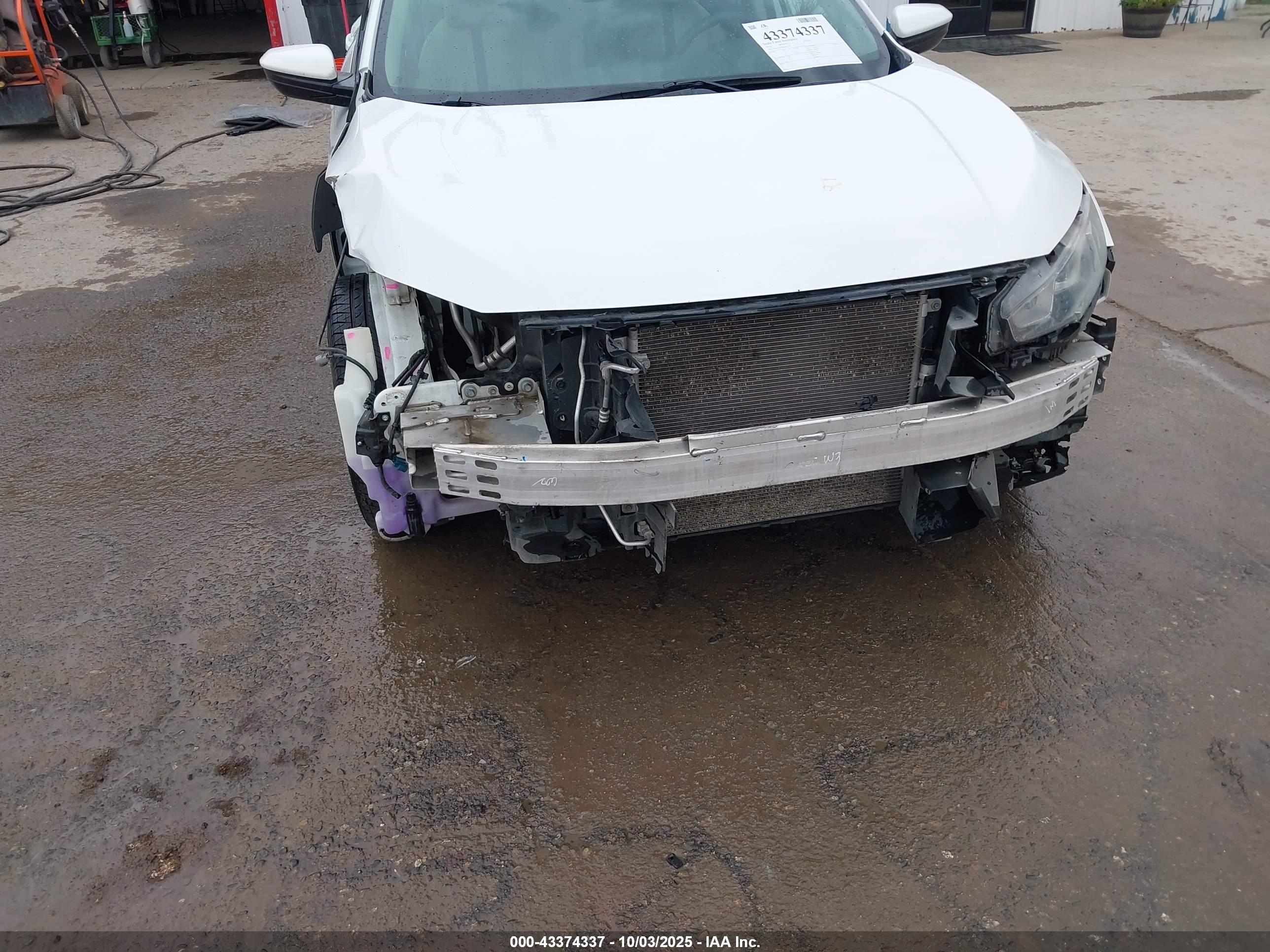 HONDA CIVIC image 6