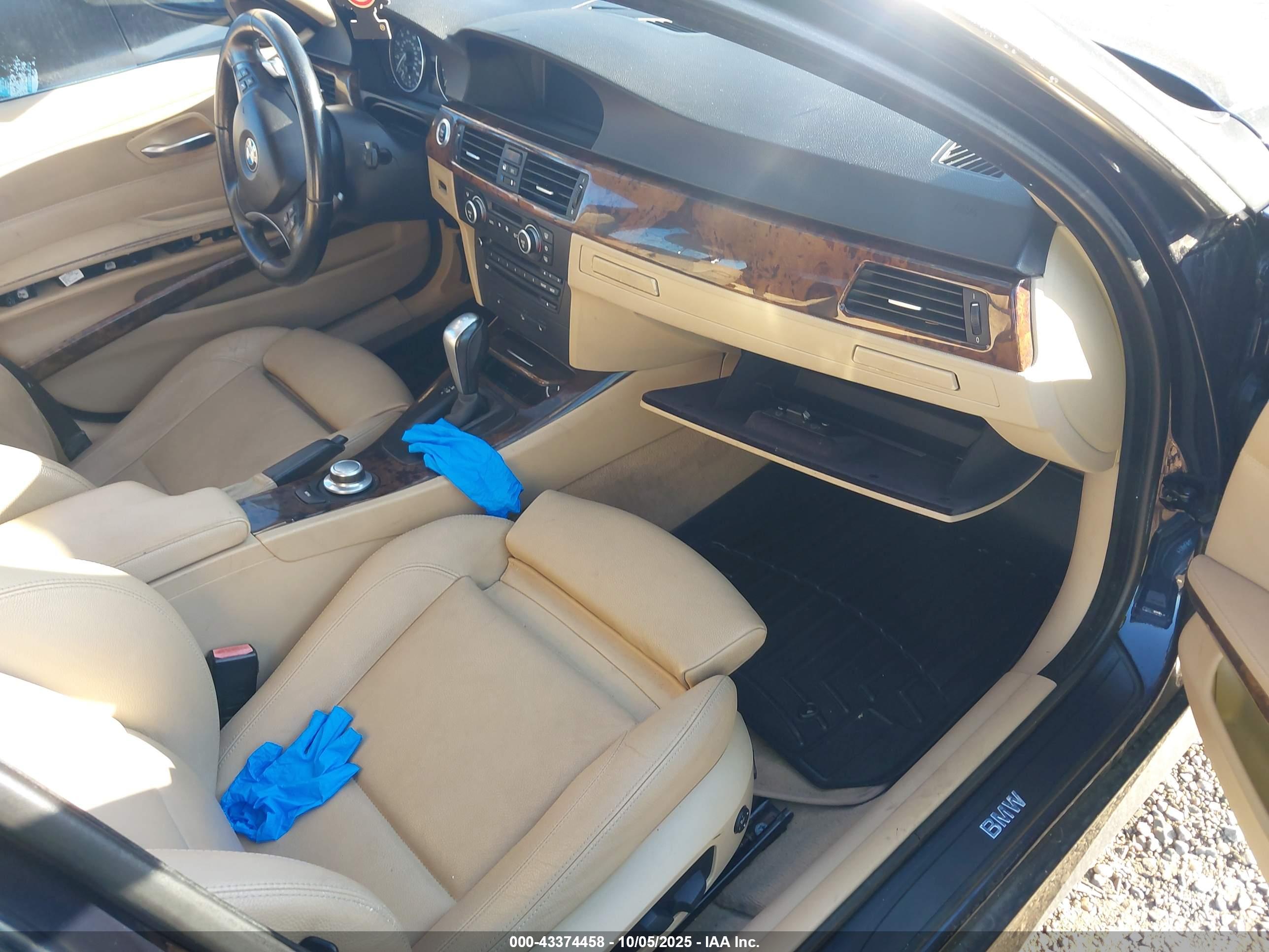 BMW 335XI image 5