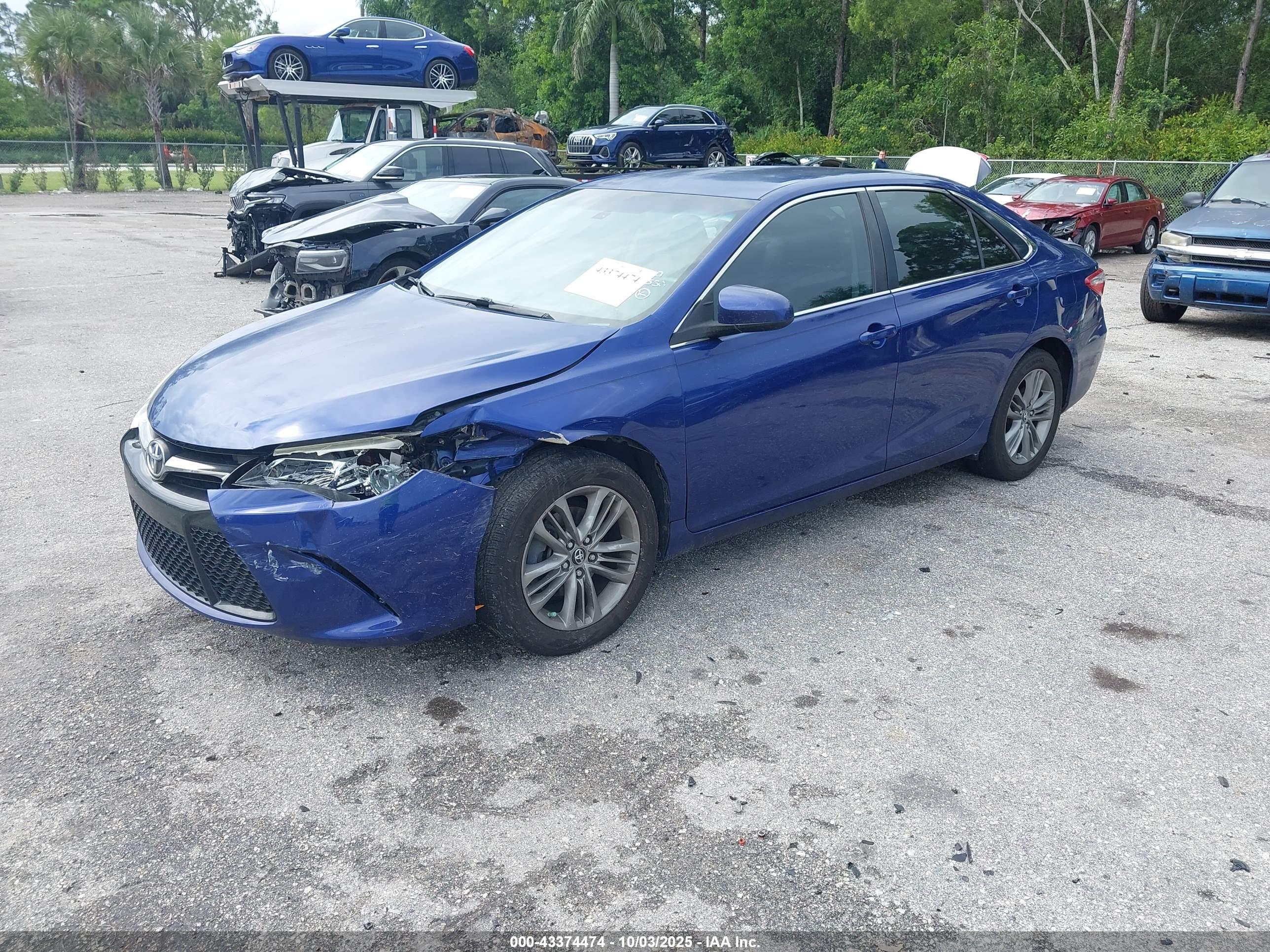 TOYOTA CAMRY image 2