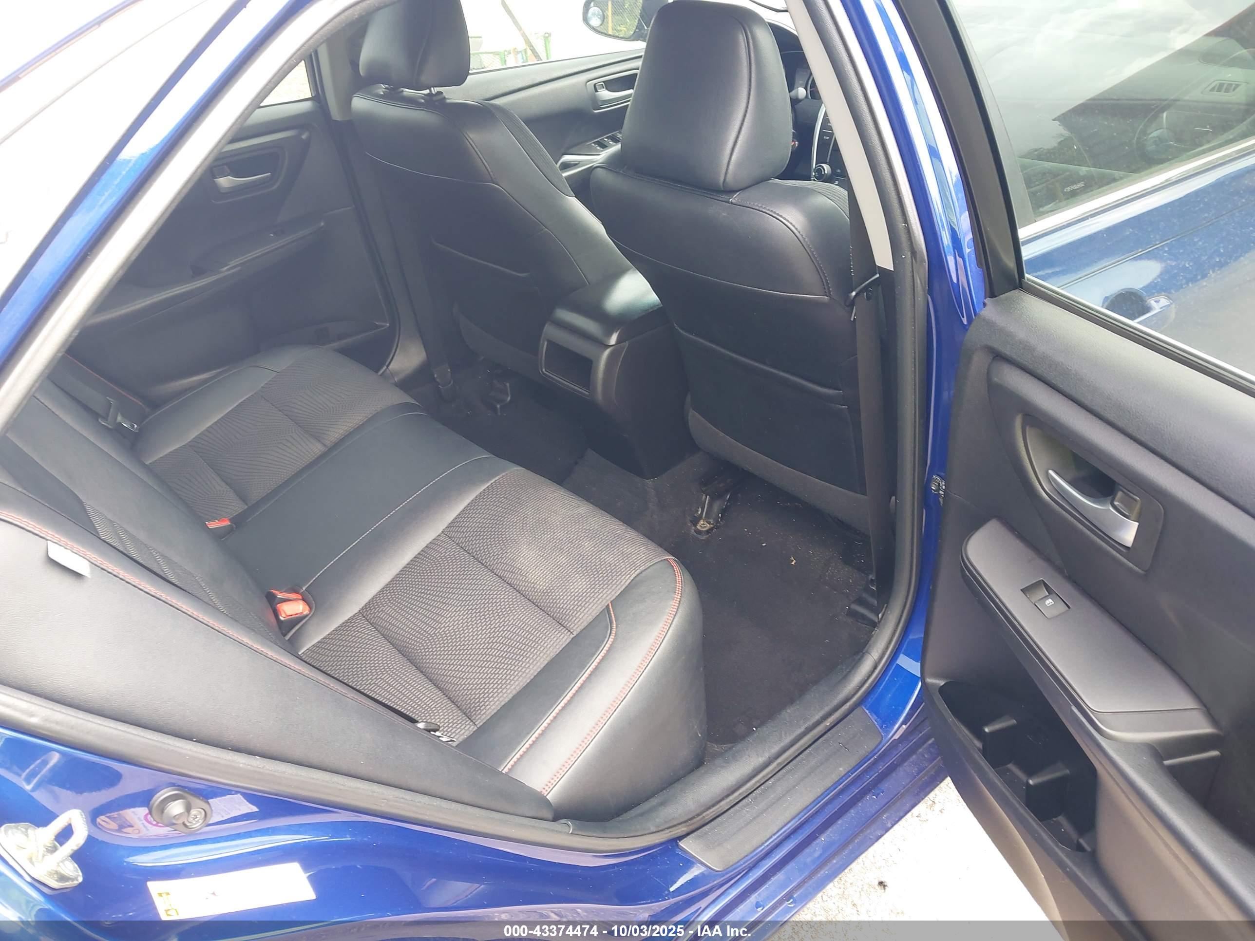 TOYOTA CAMRY image 8