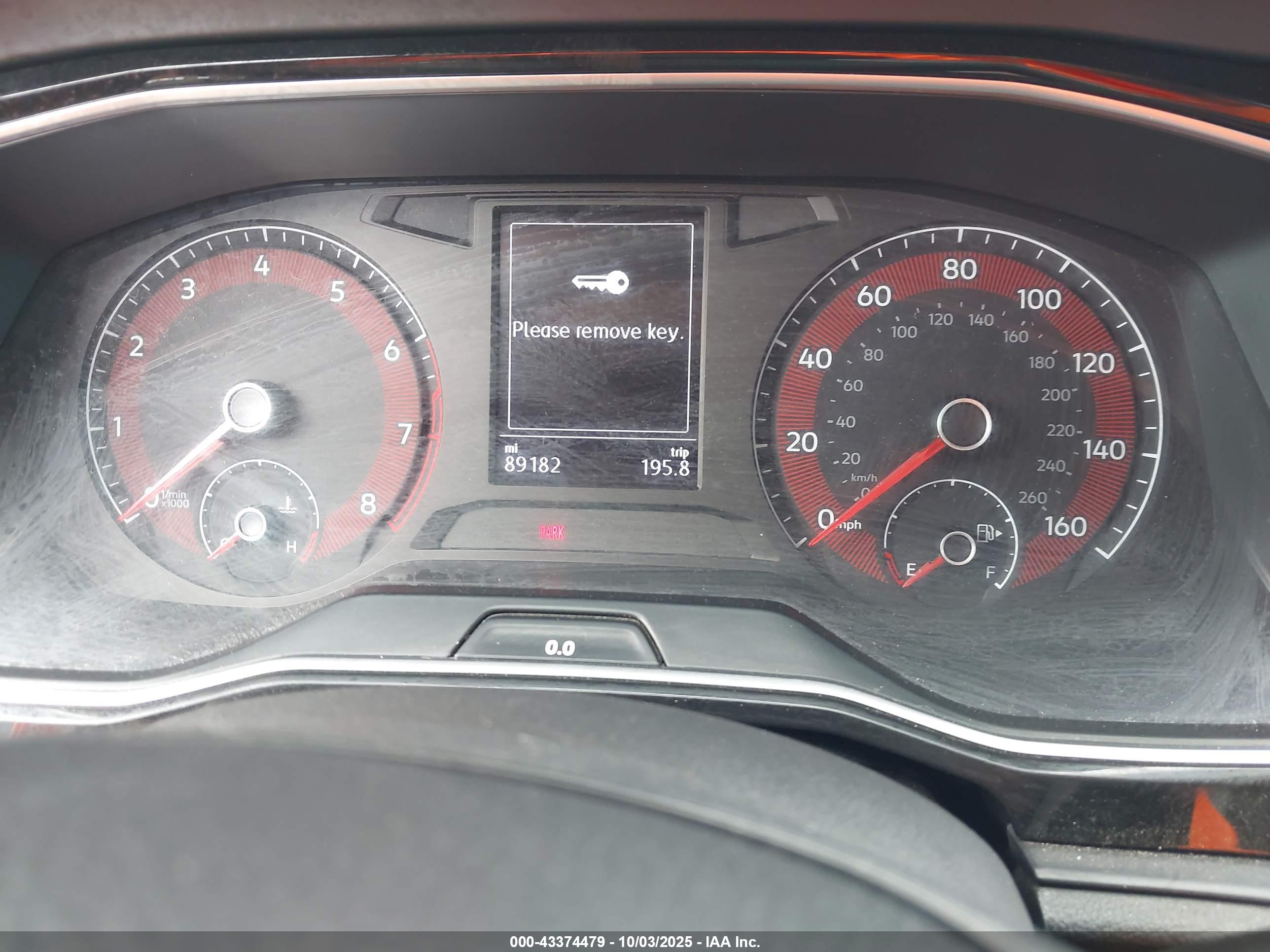 VOLKSWAGEN JETTA image 7