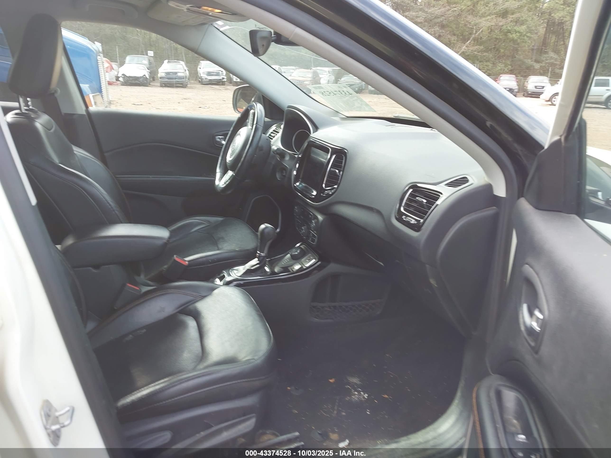 JEEP COMPASS image 5