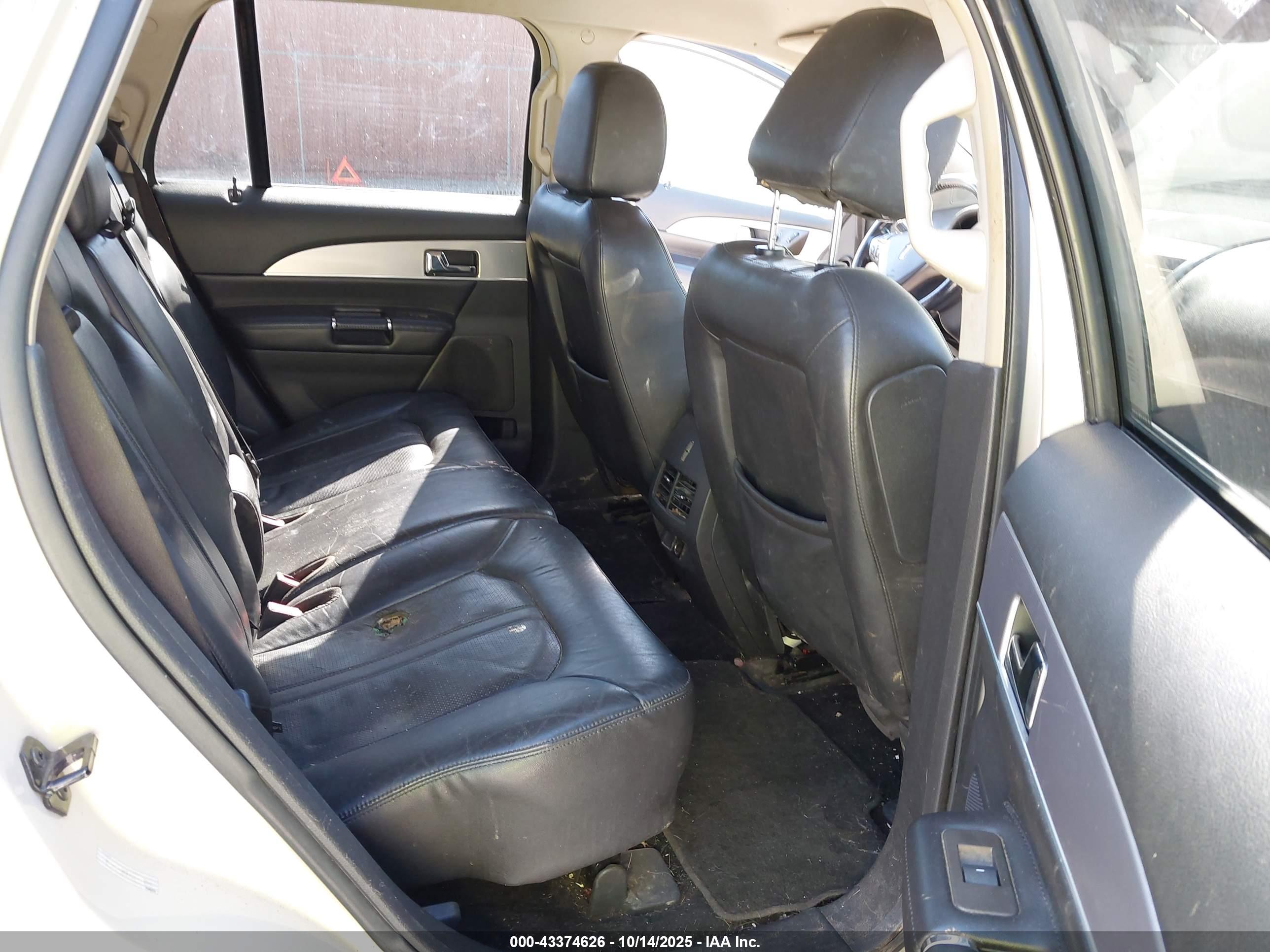 LINCOLN MKX image 8